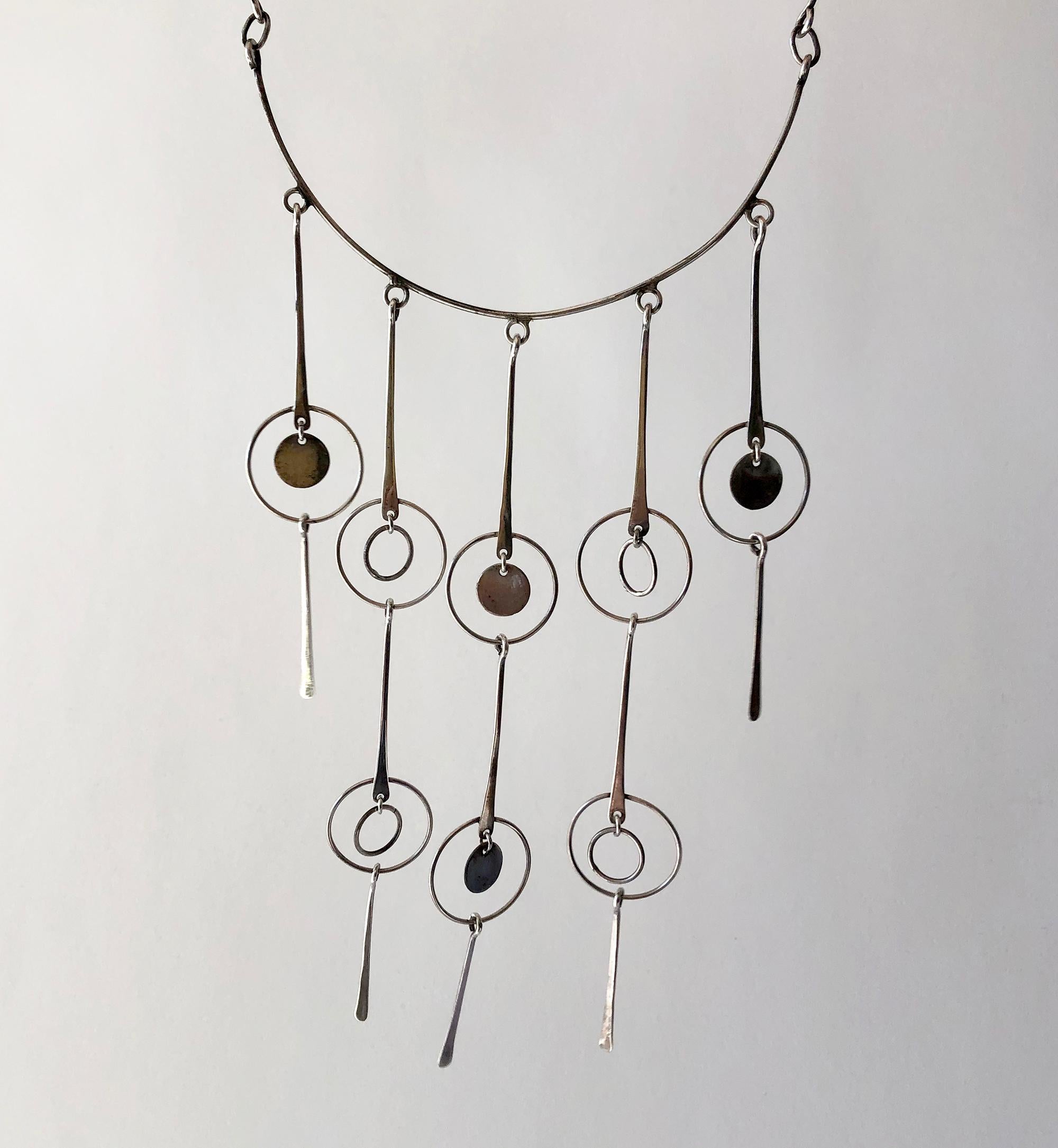 Women's 1960s Sterling Silver Mexican Modernist Kinetic Fringe Bib Necklace For Sale