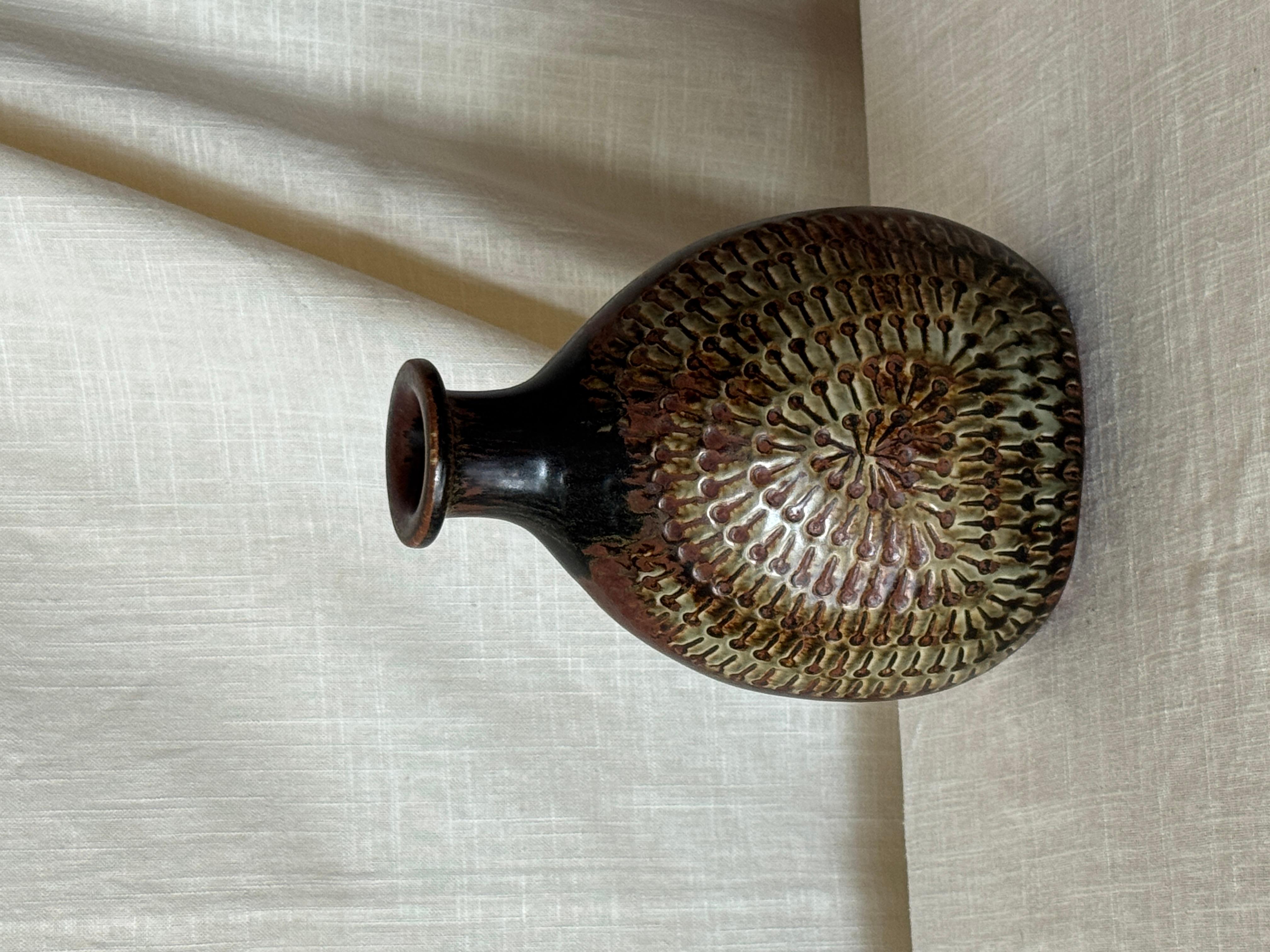 1960er Stig Lindberg Studio Vase Signiert im Zustand „Hervorragend“ im Angebot in Sarasota, FL