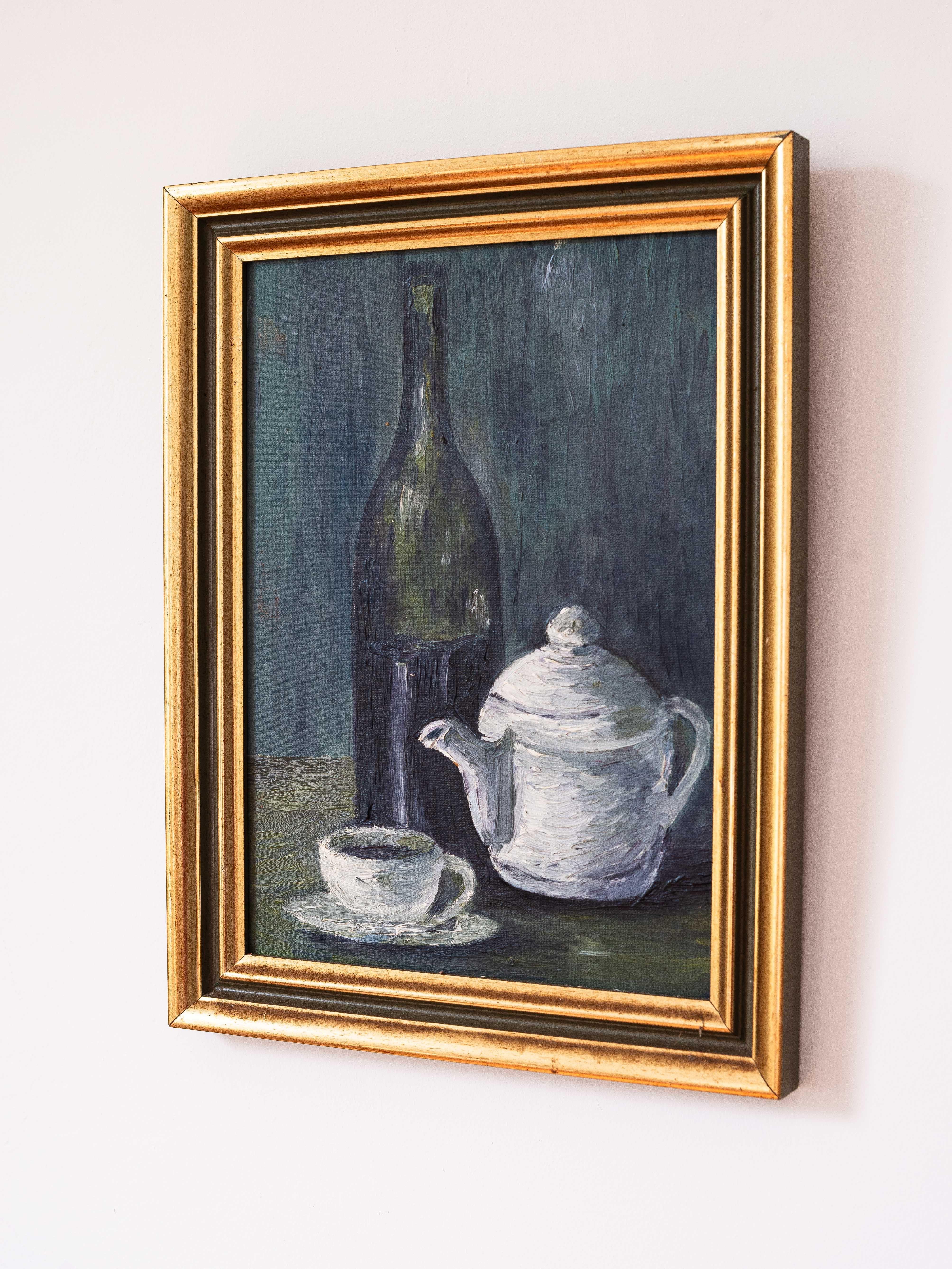 1960s Still Life Oil Painting with Bottle, Cup, and Teapot, French Mid-Century

Oil on board framed in gilded and green wooden frame.

Great composition representing a bottle of wine, a teapot and a cup of coffee.

Beautiful dark green and blue