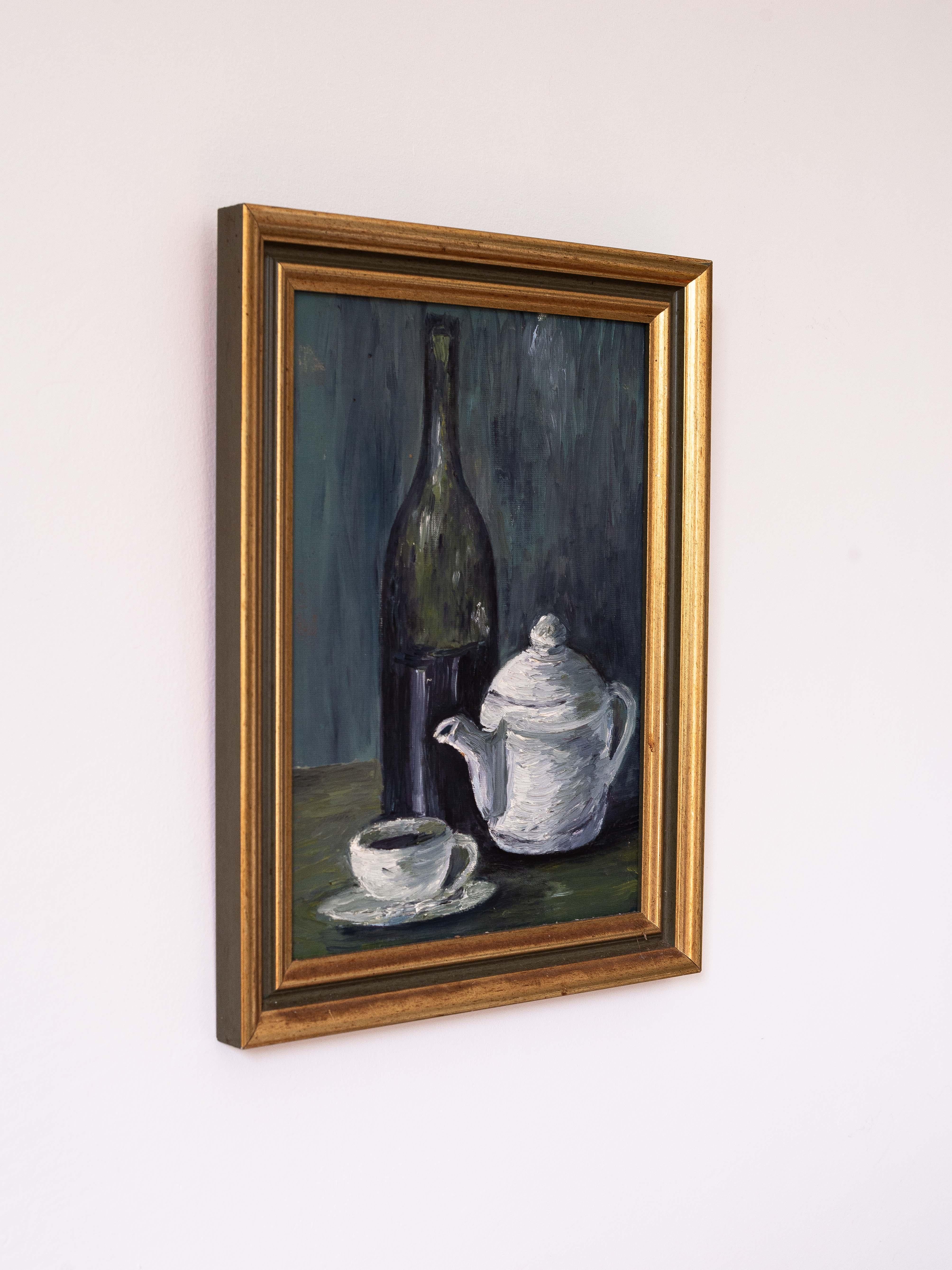 1960s Still Life Oil Painting with Bottle, Cup, and Teapot, French Mid-Century In Good Condition For Sale In ROUEN, FR