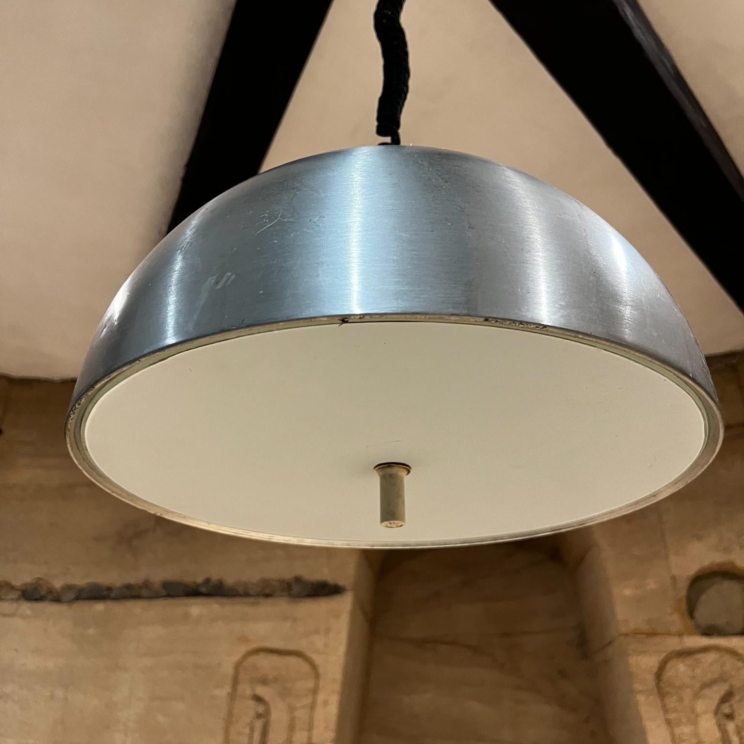Mid-Century Modern 1960s Stilnovo Silver Demilune Aluminum Pendant Lamp Milan Italy For Sale