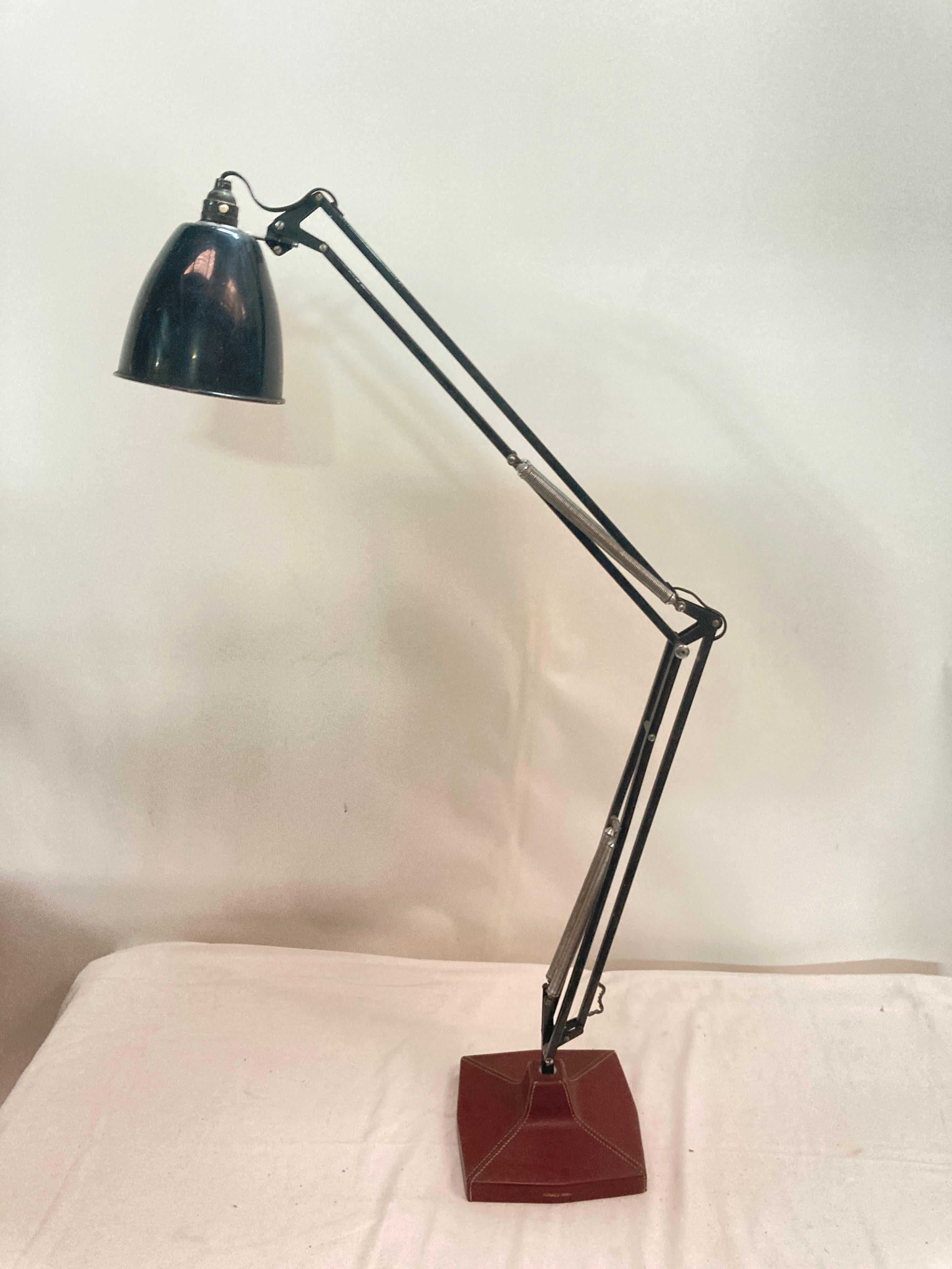 1960's Stitched leather architect lamp by Maison Hermès For Sale 5