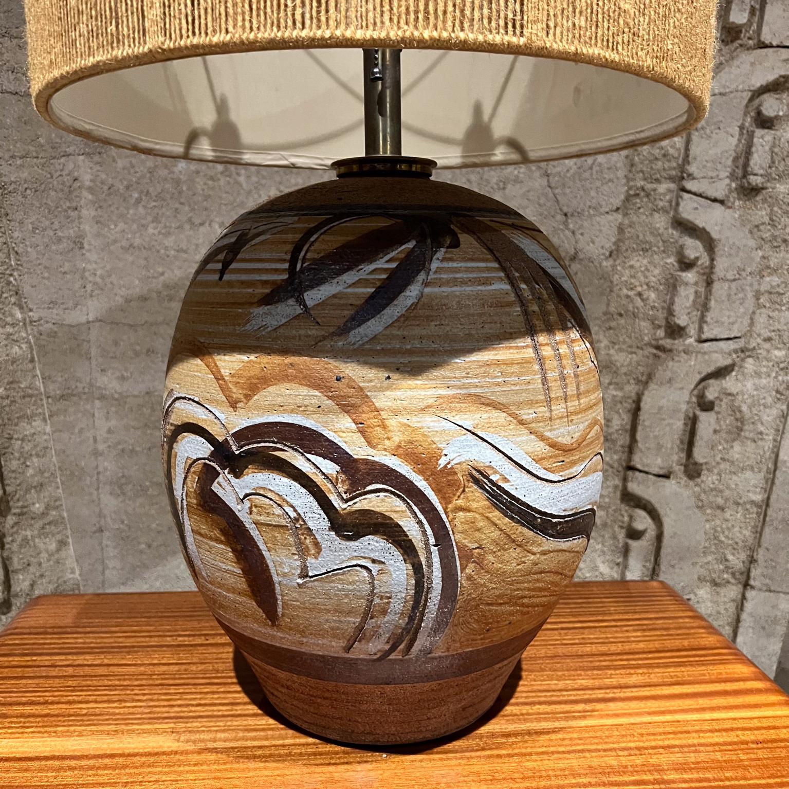 American 1960s Stoneware Art Pottery Round Table Lamp For Sale