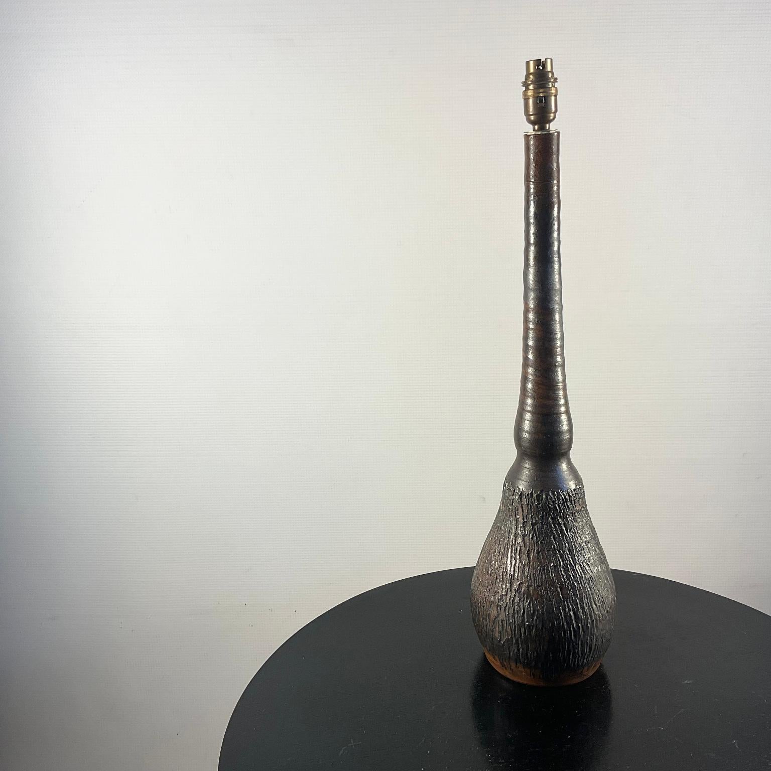 1960er Jahre Steingut-Tischlampe aus der Region La Puisaye Frankreich im Angebot 5