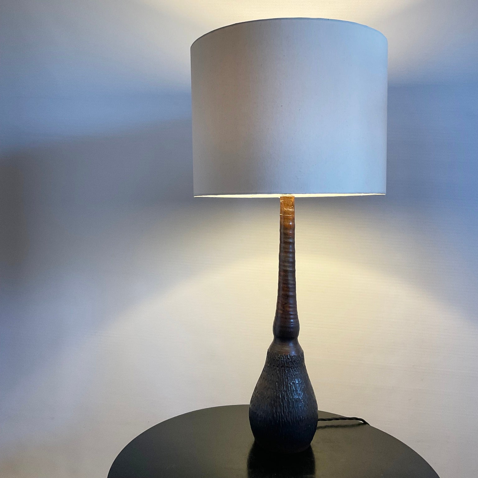 Lampada da tavolo in gres degli anni '60 proveniente dalla regione di La Puisaye in Francia