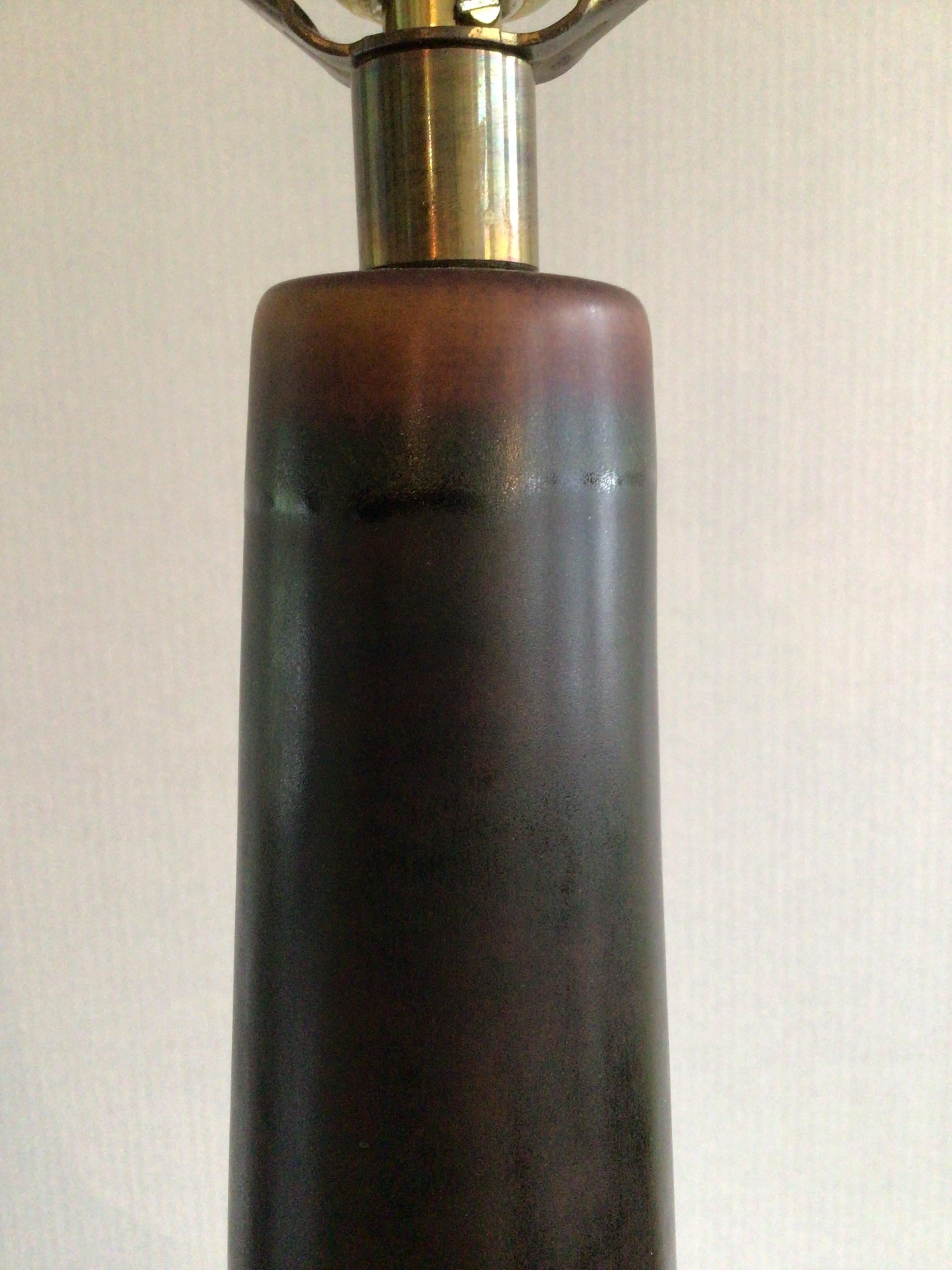 Céramique Lampe de table en grès des années 1960 en deux tons de Brown en vente