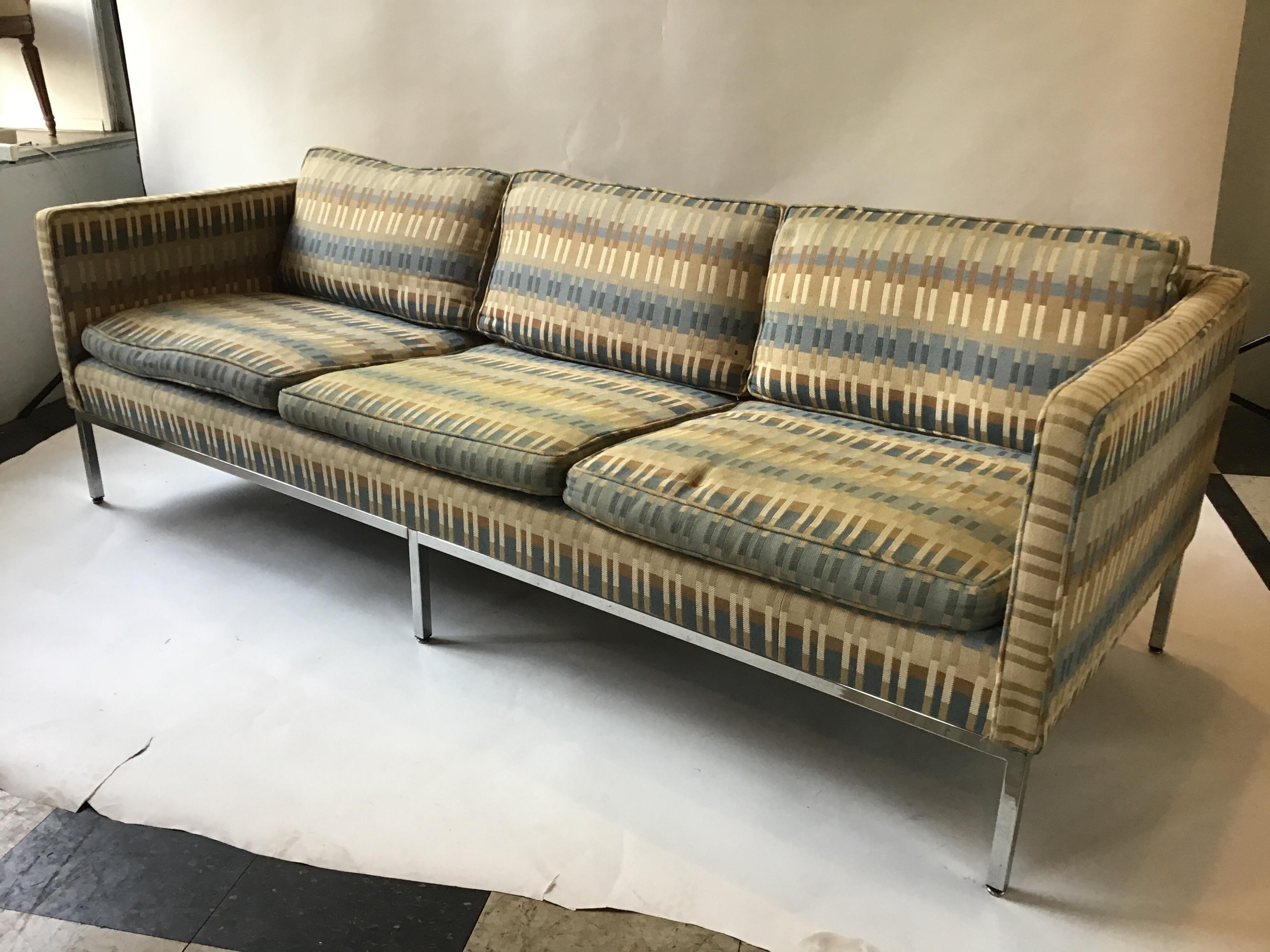 1960s Straight Back Chrome Sofa In Good Condition In Tarrytown, NY