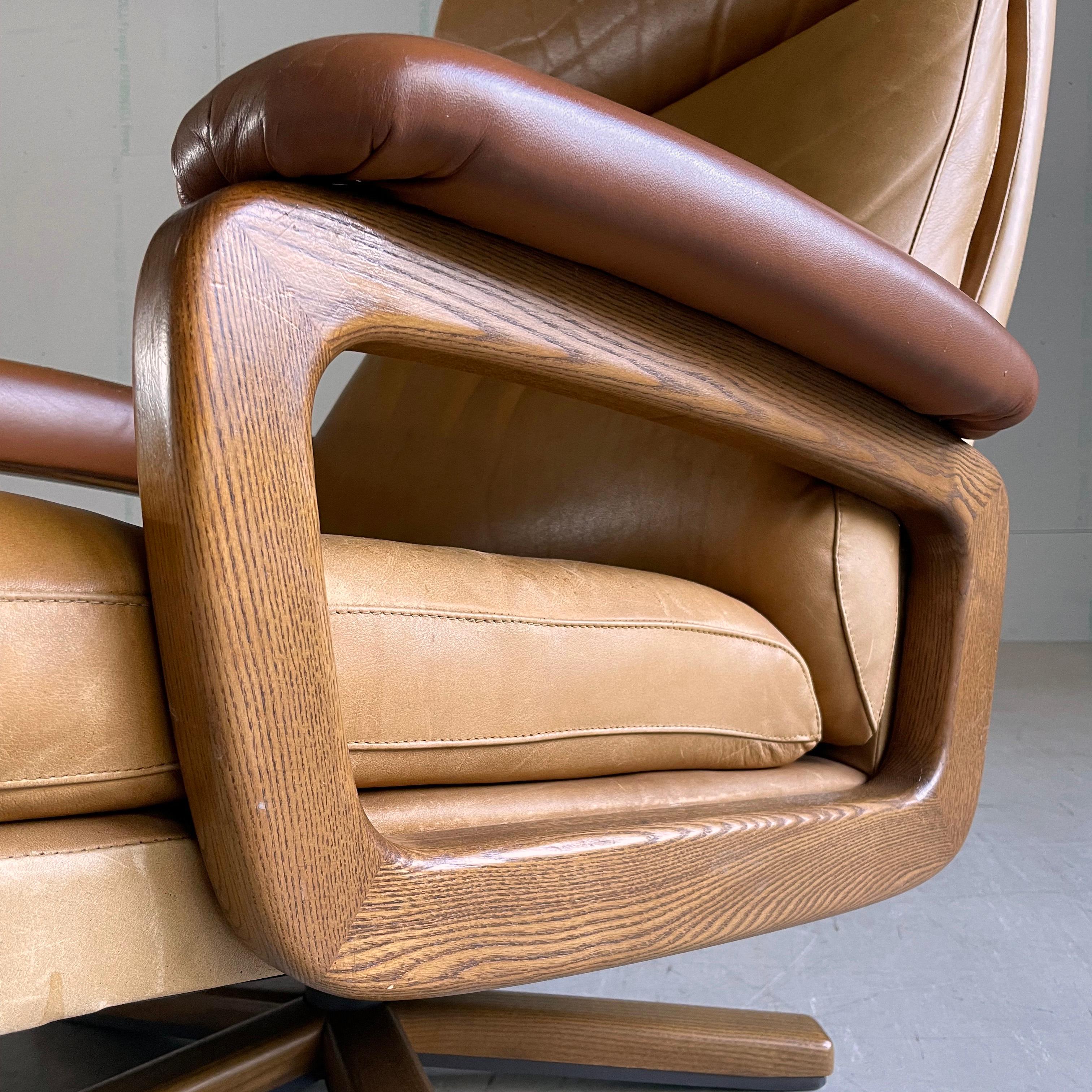 1960’s Strässle reclining leather Lounge Chair - André Vandenbeuck For Sale 8