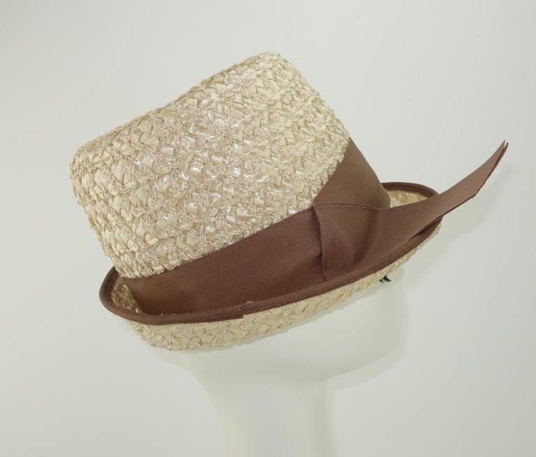 1960's Straw Fedora Style Hat In Good Condition For Sale In Atlanta, GA