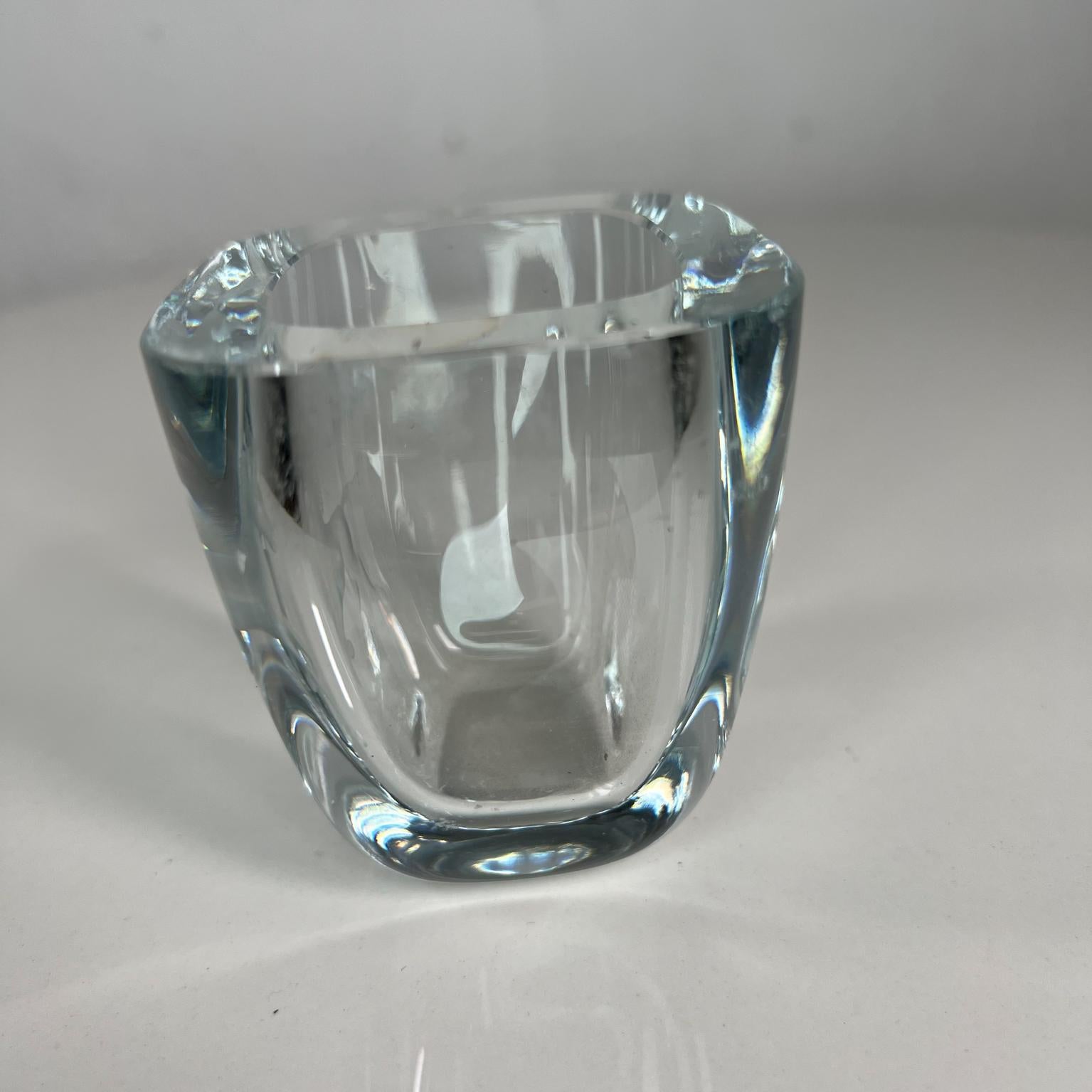 1960s Strombergshyttan Modernist Small Glass Vase Etched Crystal Art Sweden In Good Condition In Chula Vista, CA