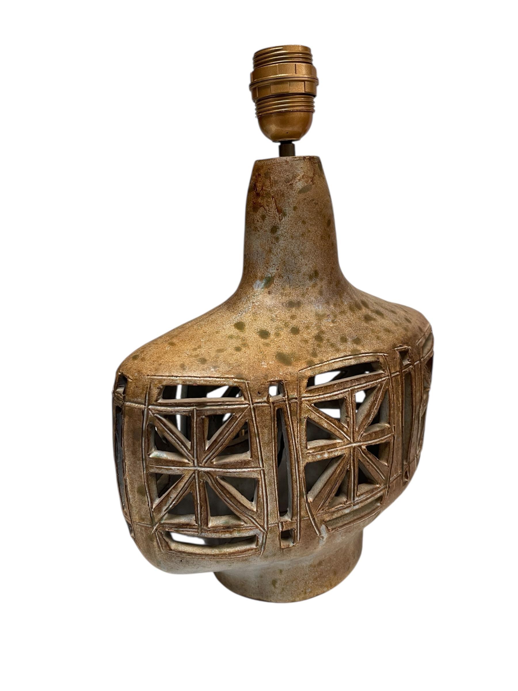 1960's Studio pottery ceramic lamp by Vallauris In condizioni buone in vendita a Bois-Colombes, FR