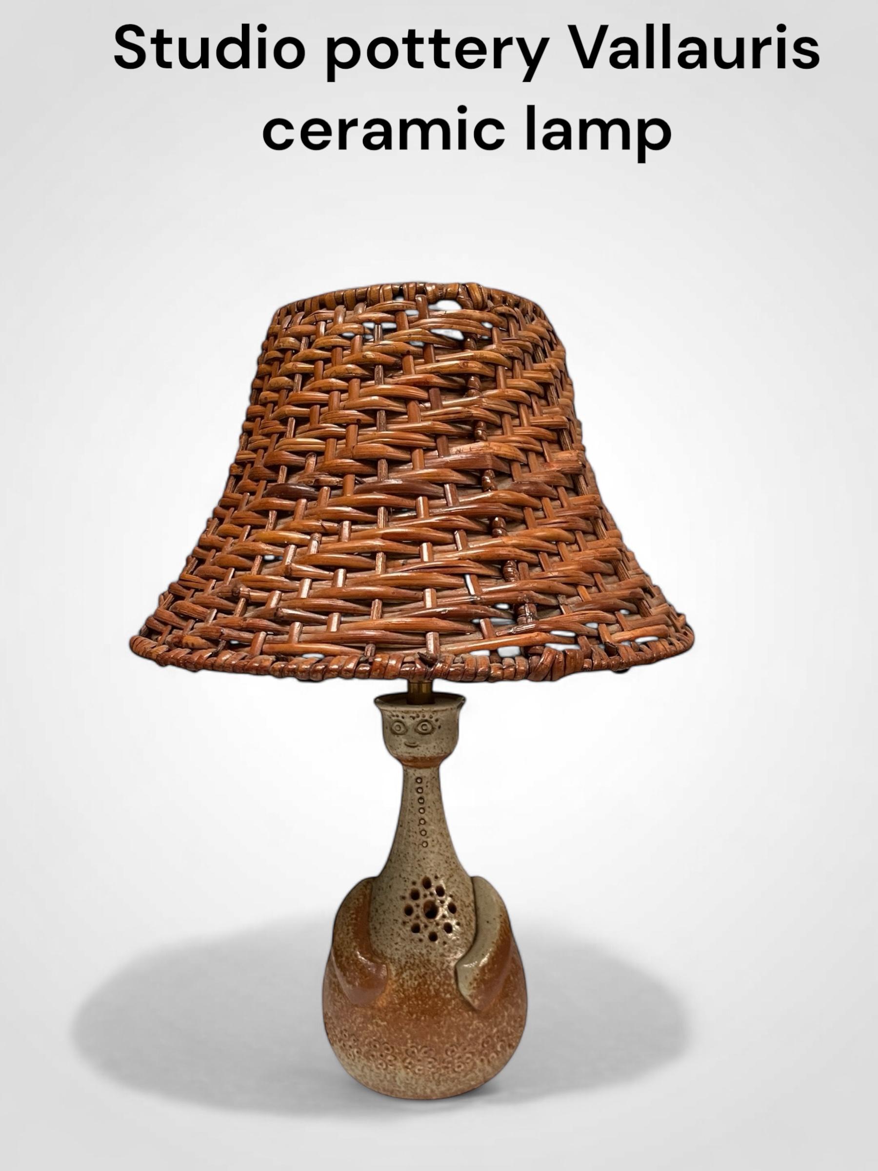 1960's Studio pottery ceramic lamp by Vallauris in vendita 1