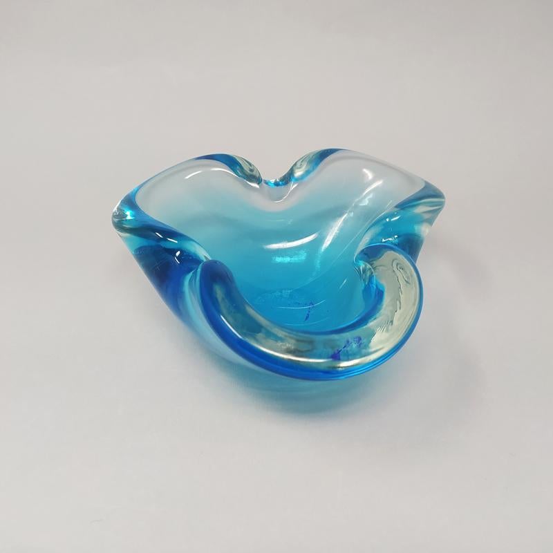 Italian 1960s Stunning Blue Bowl or Catchall by Flavio Poli For Sale