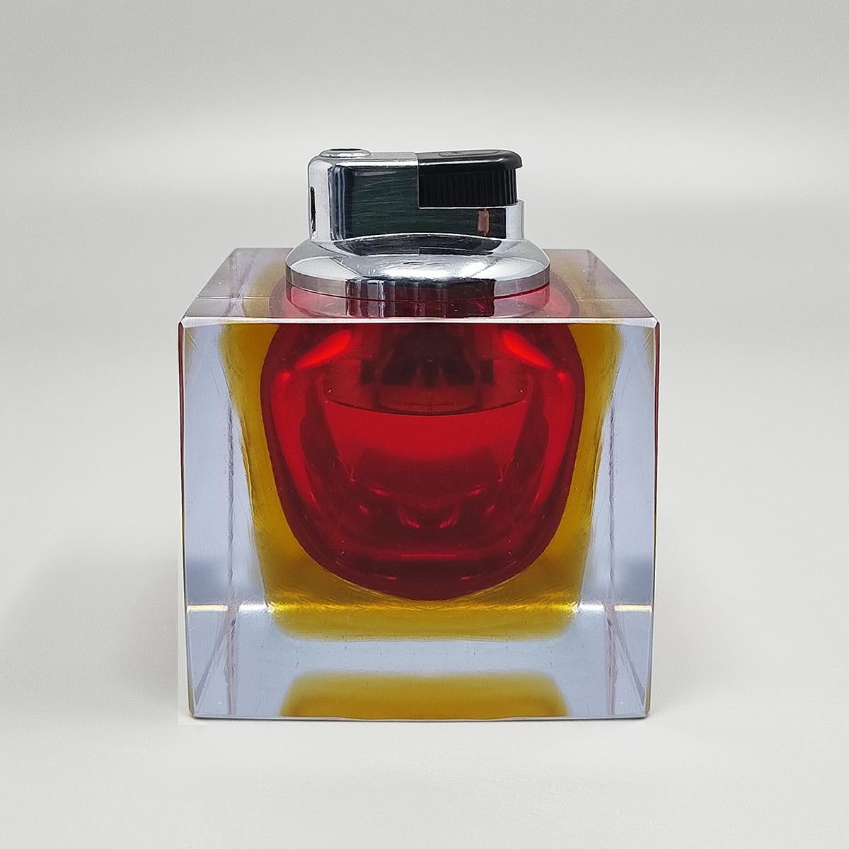 1960er Jahre Wunderschönes blaues Tischfeuerzeug aus Murano Glass Sommerso von Flavio Poli (Moderne der Mitte des Jahrhunderts) im Angebot
