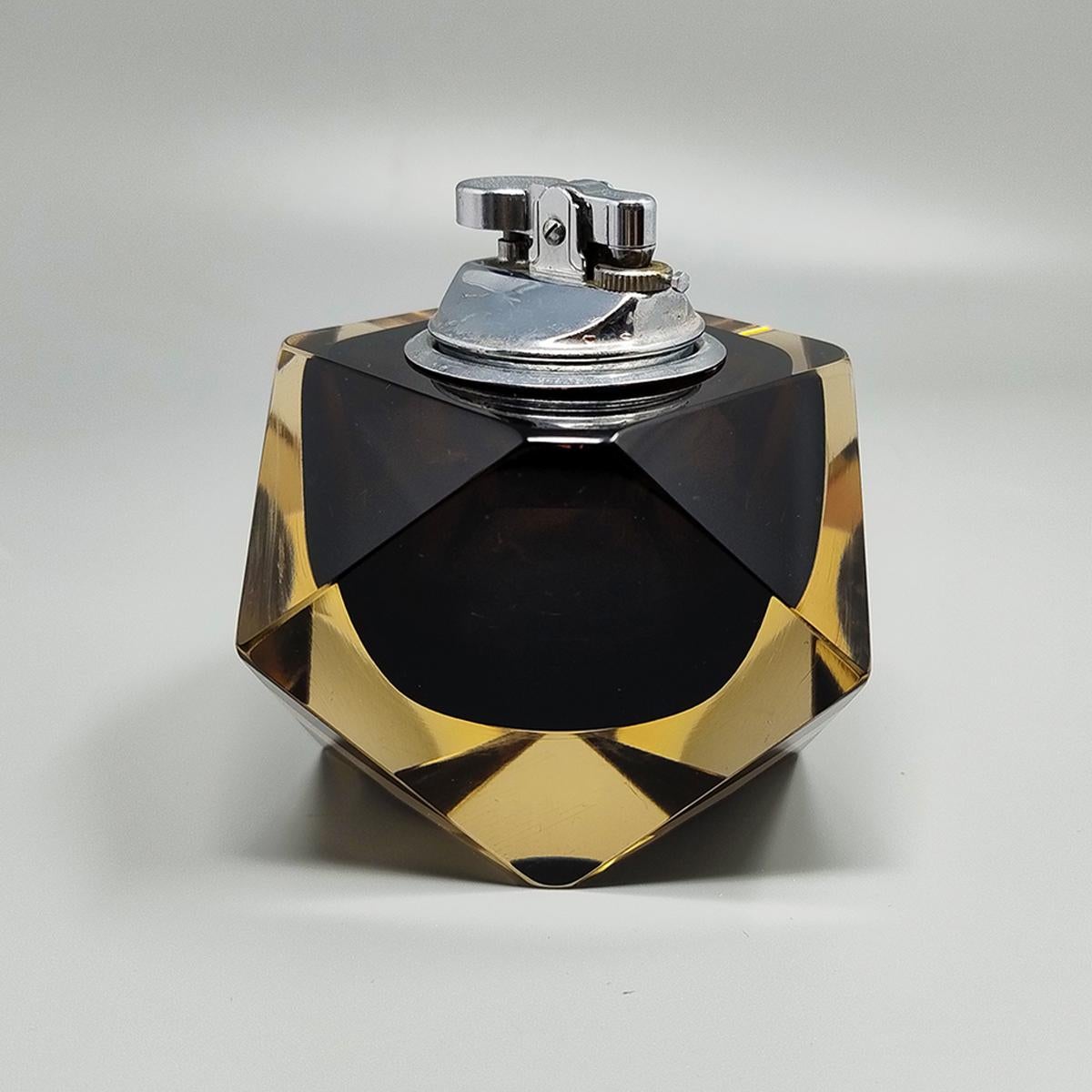 Italian 1960s Stunning Brown and Yellow Table Lighter in Murano Sommerso Glass By Flavio