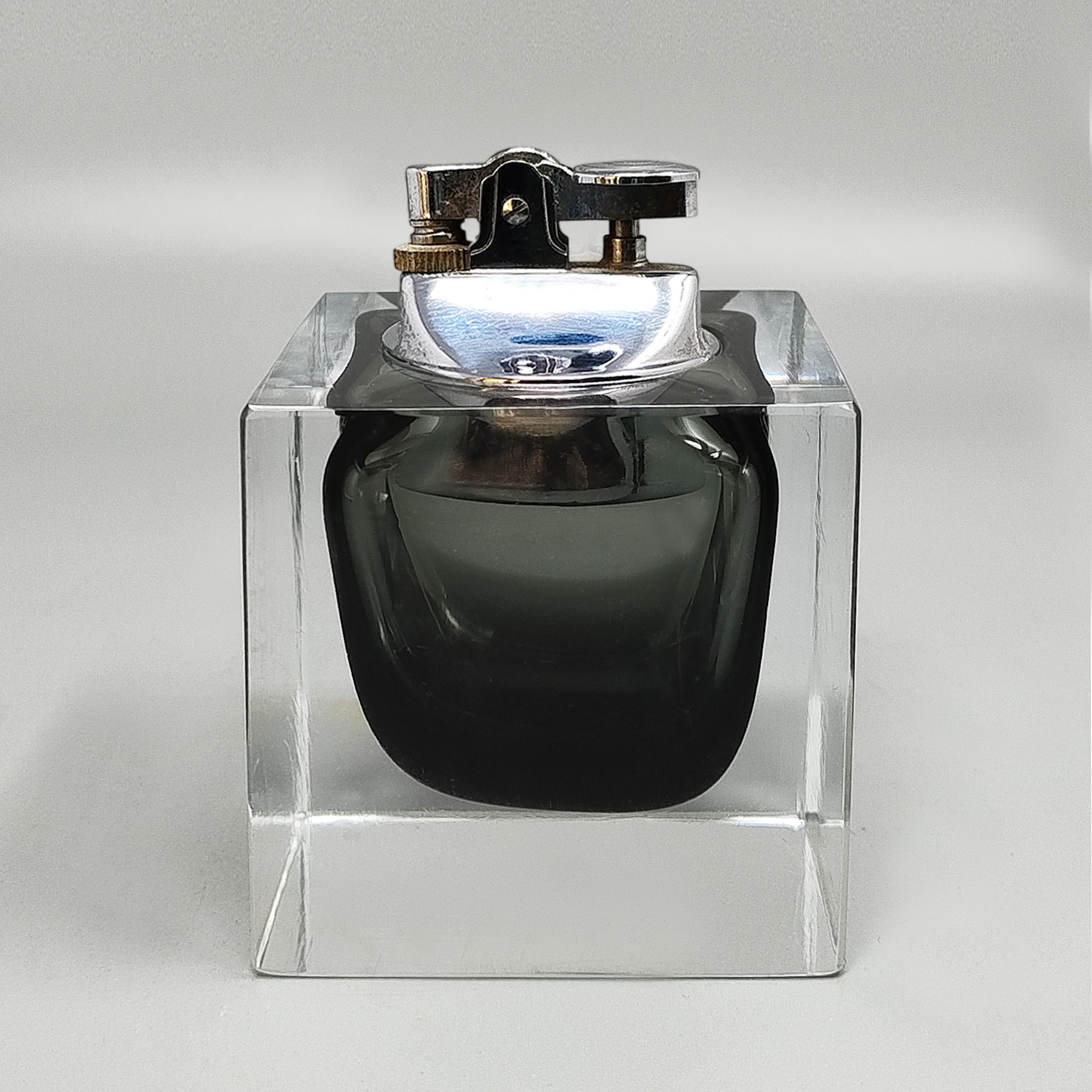 Mid-Century Modern 1960s Stunning Grey table Lighter in Murano Sommerso Glass By Flavio Poli for S For Sale