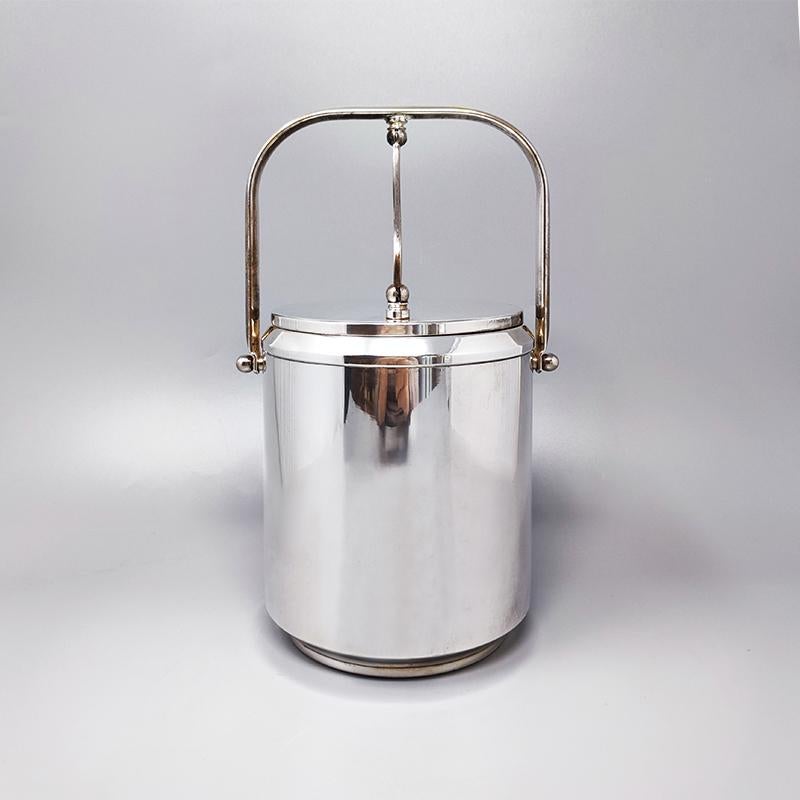 1960s stunning ice bucket by Aldo Tura for Macabo. Made in Italy. It's in excellent condition.
Dimension:
diameter 5,51 x 11,81 H inches
diameter 14 cm x cm 30 H.