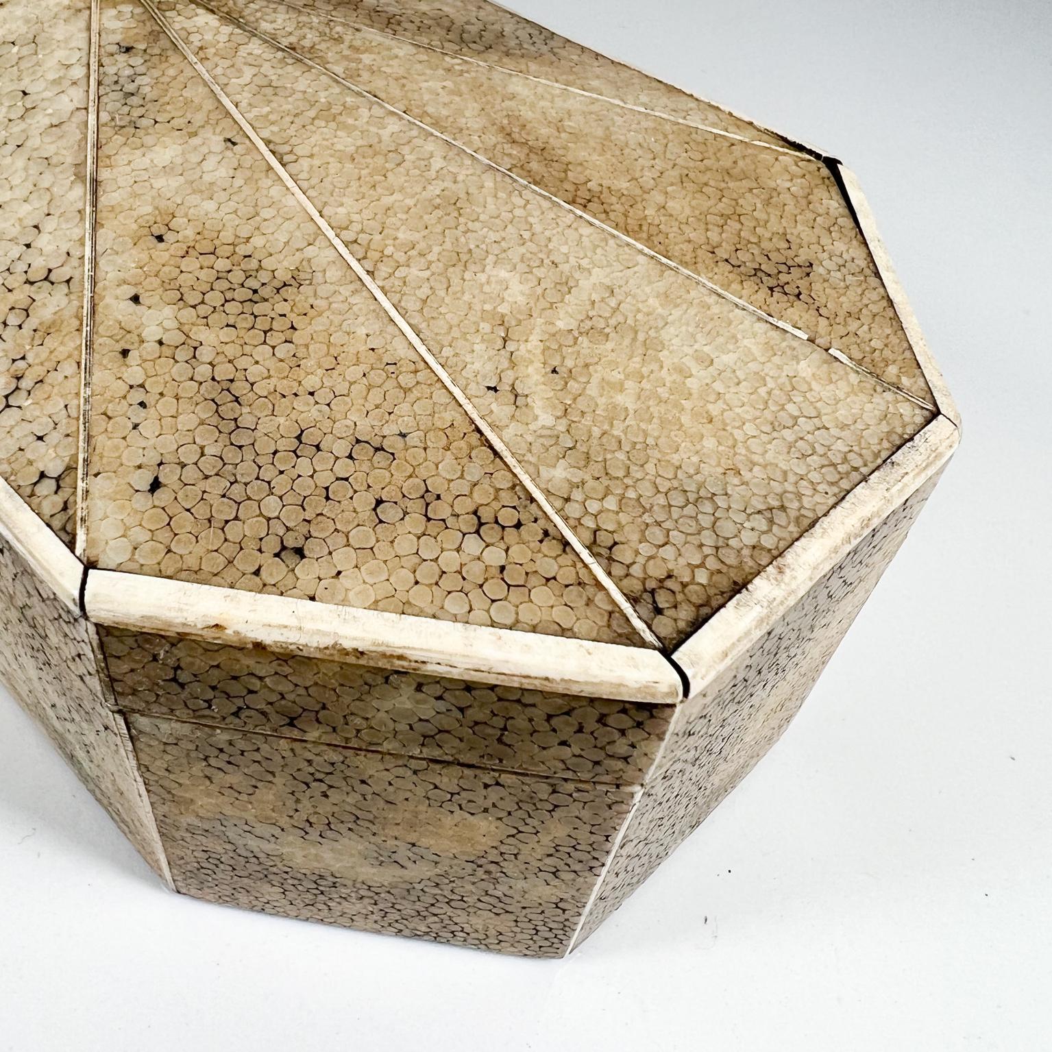 1930s Shagreen Stingray Box Leather and Wood 8