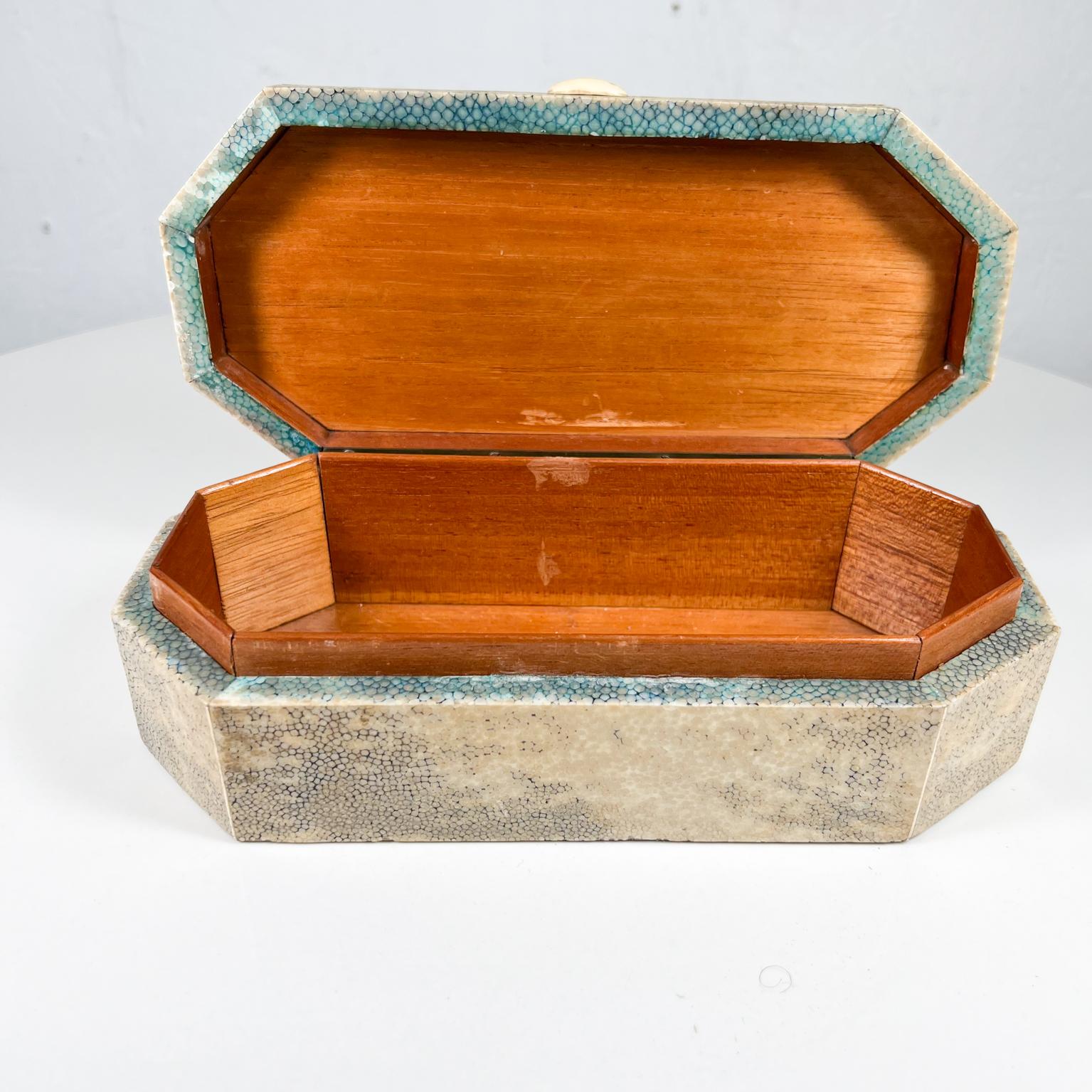 1930s Art Deco Shagreen Trinket Keepsake Box Leather Wood For Sale 10
