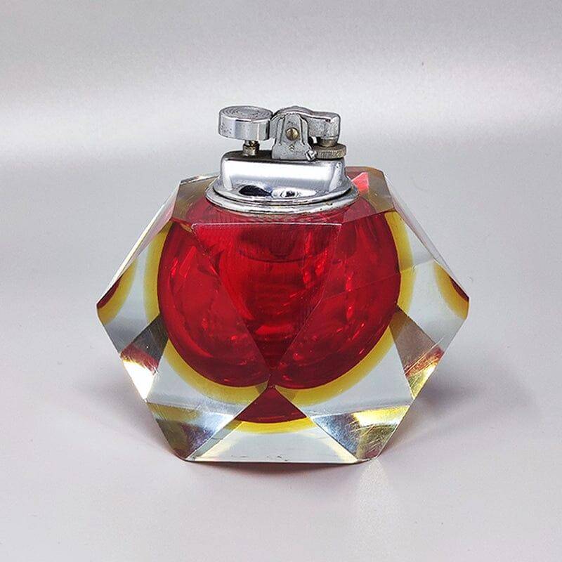 1960 stunning red and yellow table lighter in Murano sommerso glass by Flavio Poli for Seguso. 
Made in italy. The item is in excellent condition and it works perfectly
Dimension:
Diameter 4,33