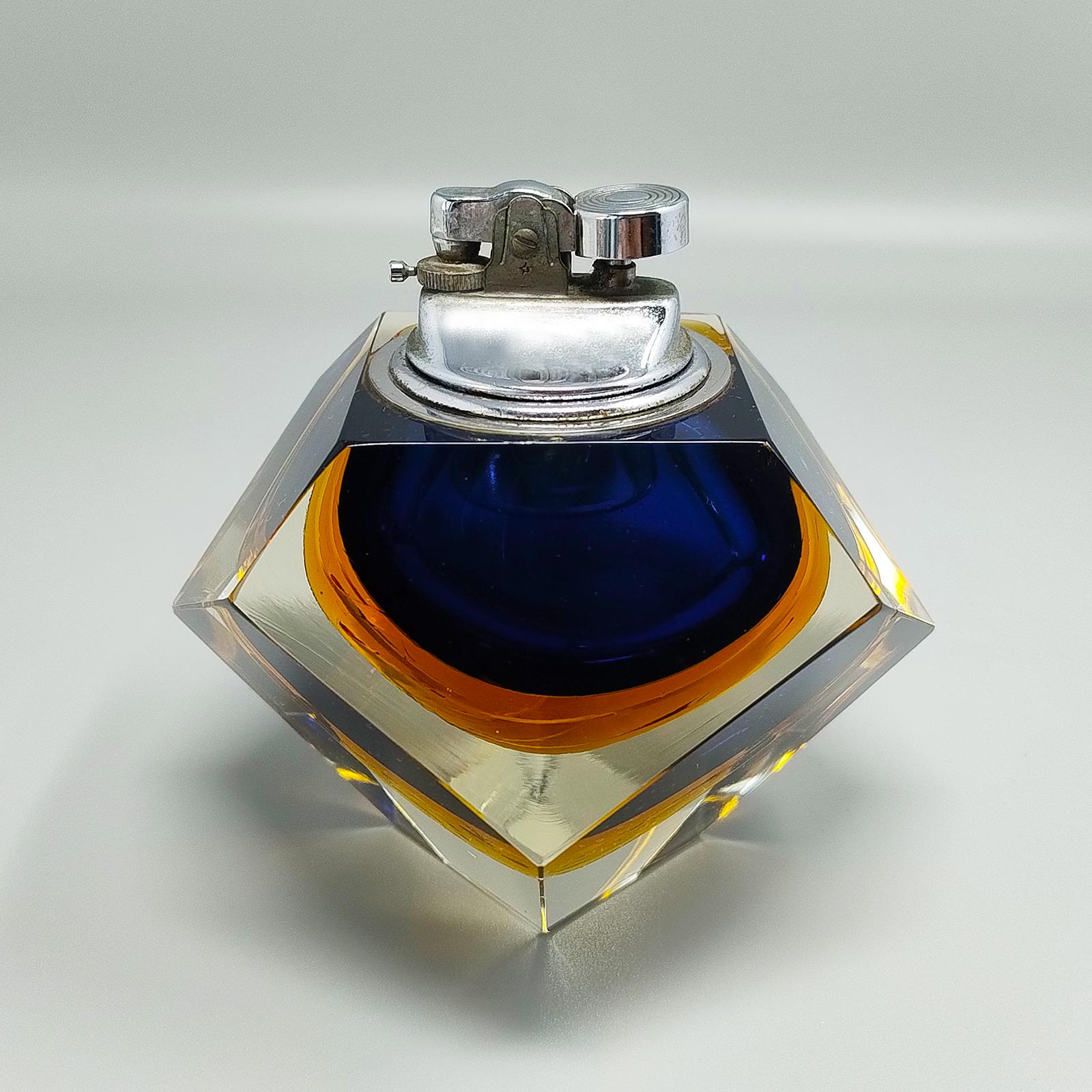 Mid-Century Modern 1960s Stunning Table Lighter in Murano Sommerso Glass By Flavio Poli for Seguso For Sale