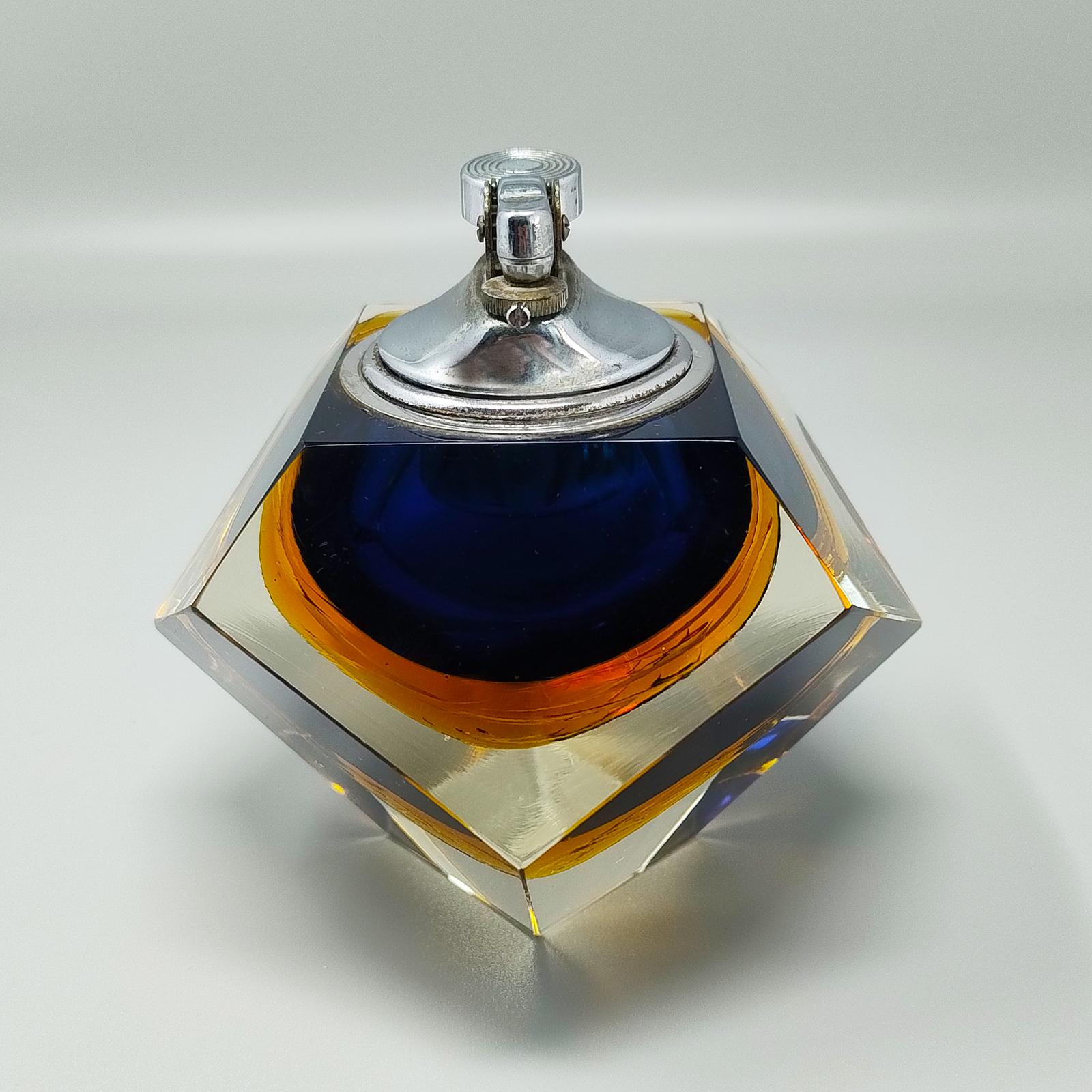 Mid-20th Century 1960s Stunning Table Lighter in Murano Sommerso Glass By Flavio Poli for Seguso For Sale