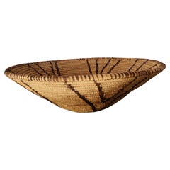 Panier tissé à la main de style amérindien des années 1960
