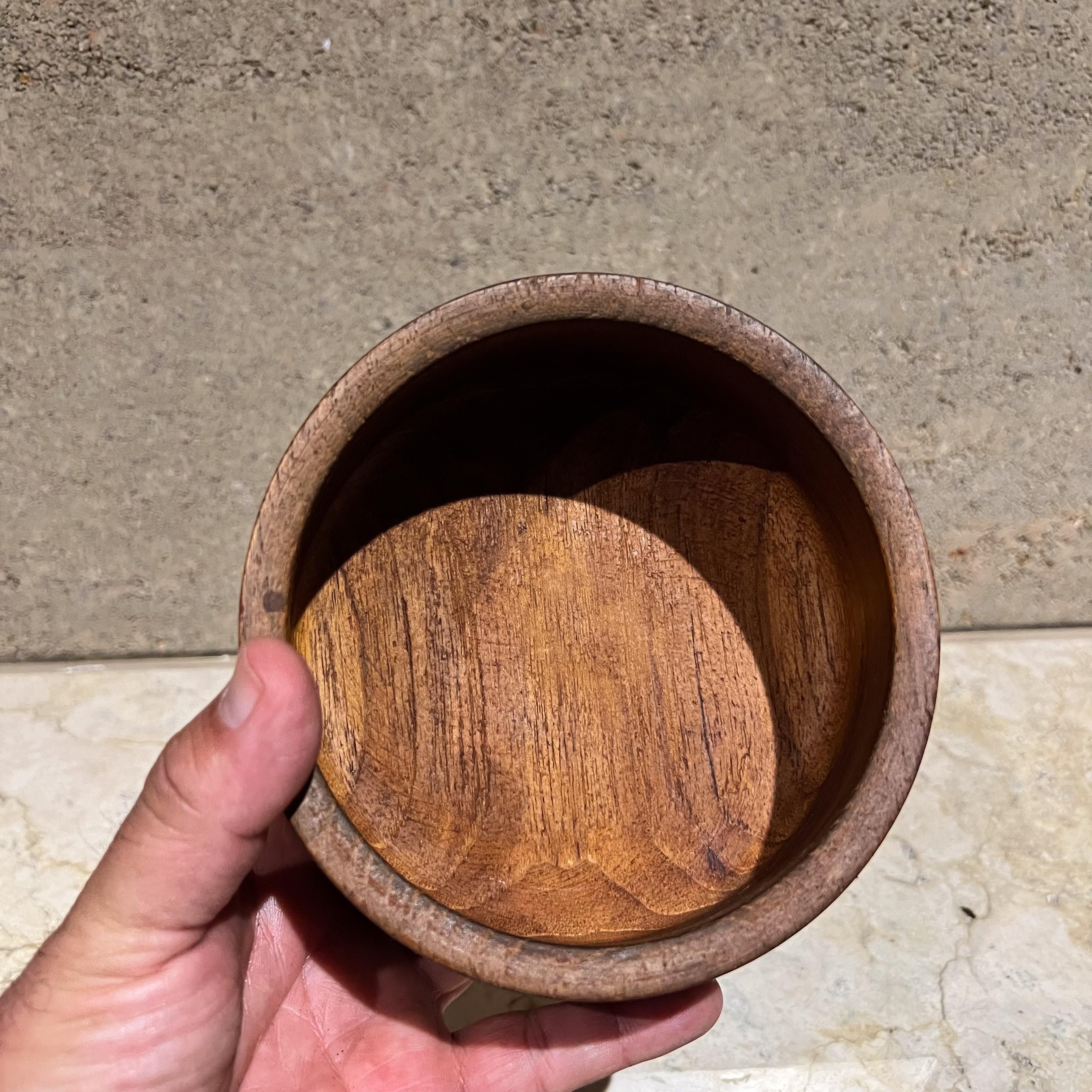 Ciotola da portata in teak piccola in stile anni '60 di Dansk in vendita 1