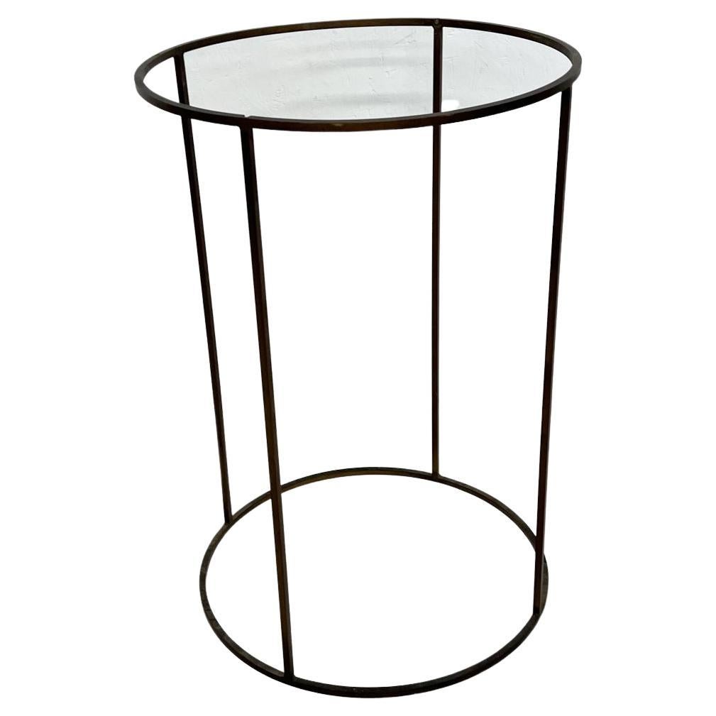 1960s After Paul McCobb Solid Brass Round Stand en vente