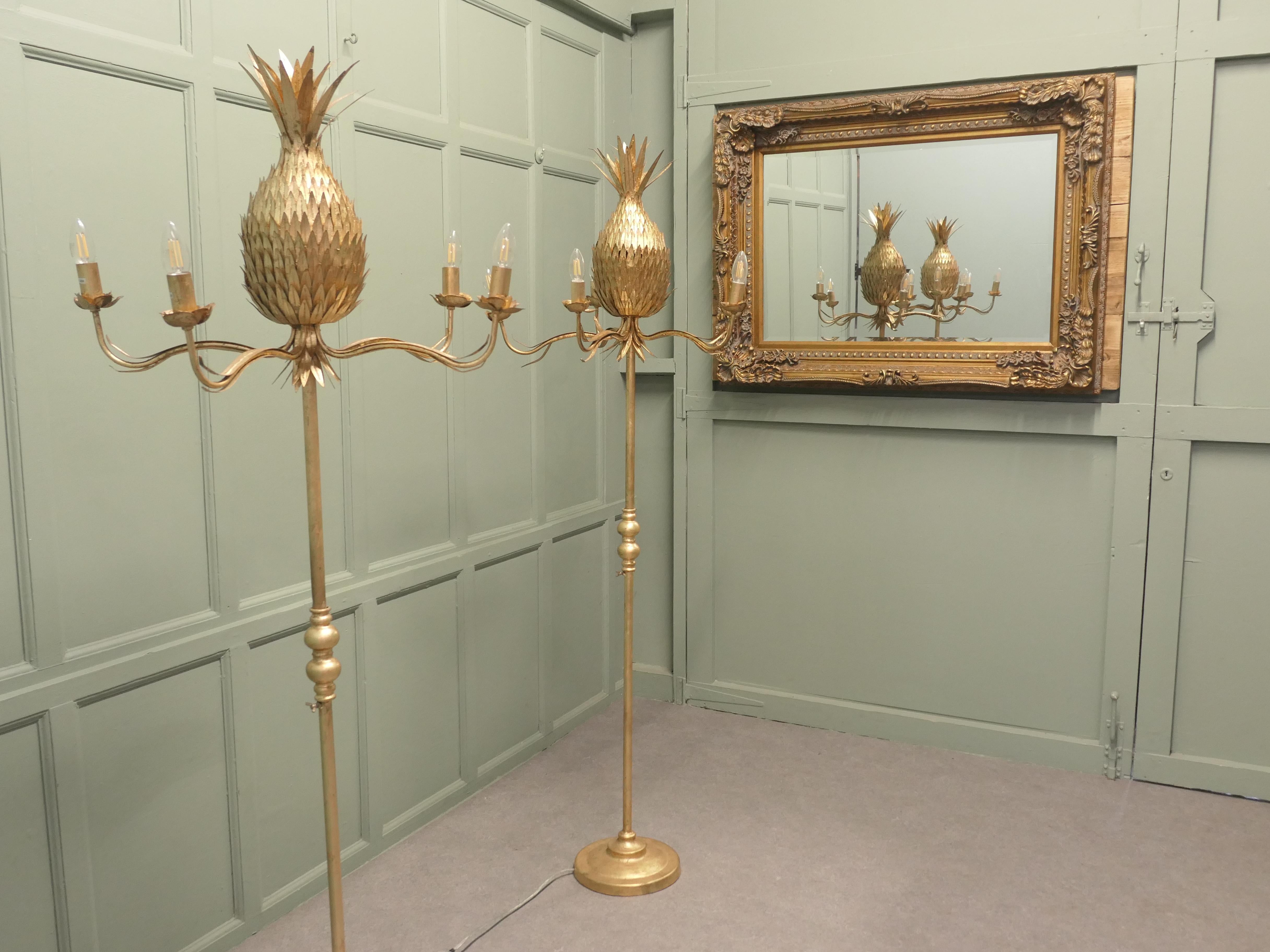 Lámpara de pie de árbol estilo años 60 Una mirada nostálgica a los años 60 Siglo XXI y contemporáneo en venta