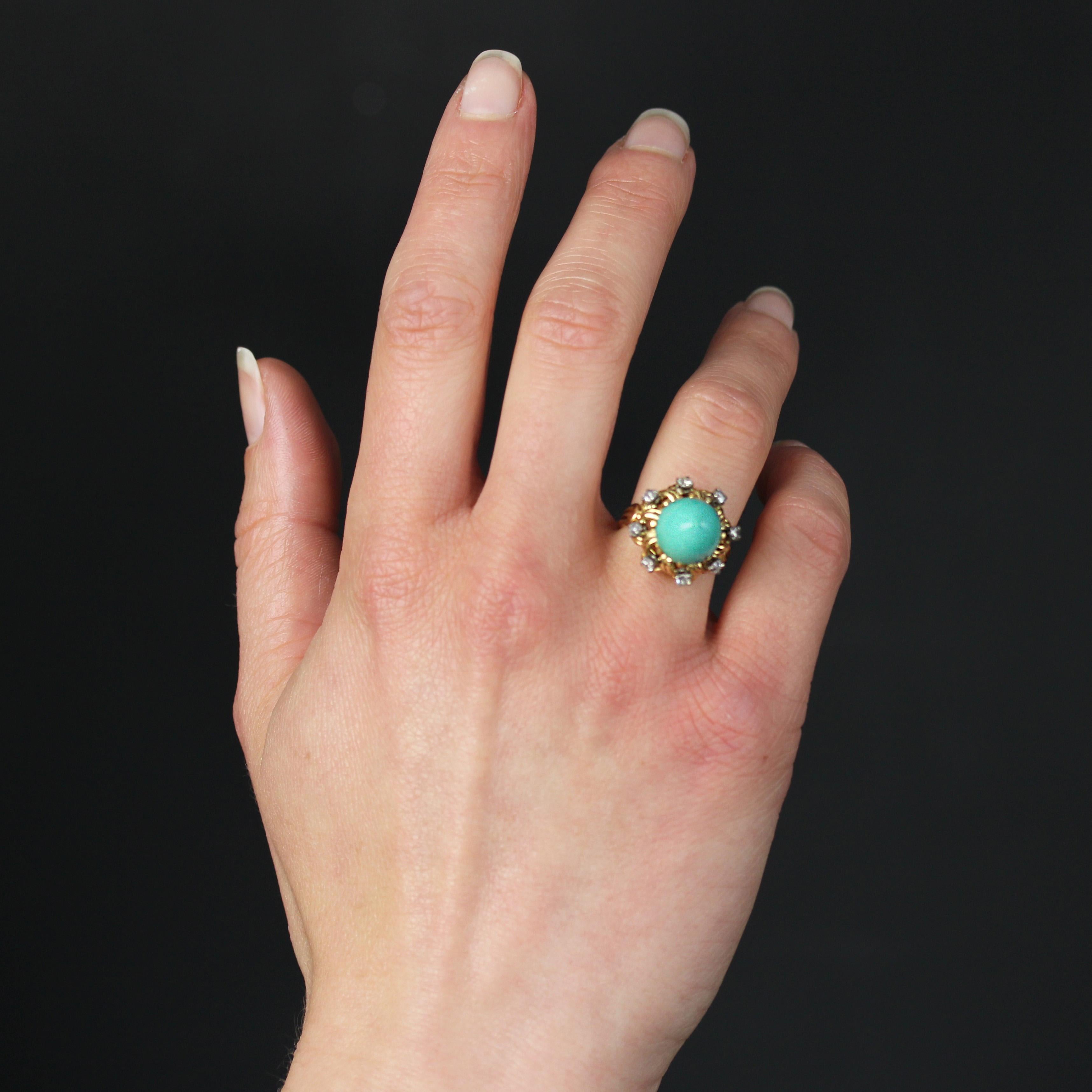 1960s Sugarloaf Turquoise Diamonds 18 Karat Yellow Gold Ring In Good Condition For Sale In Poitiers, FR