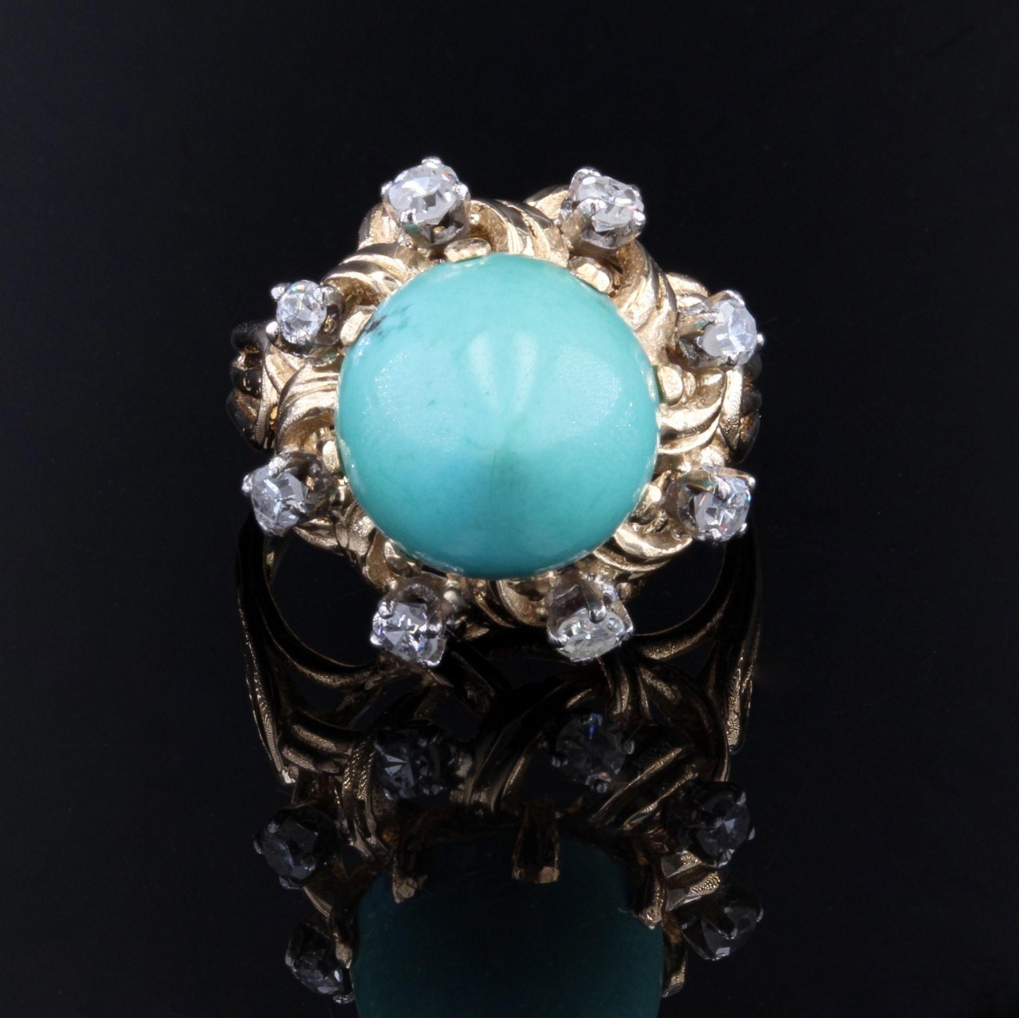 Retro 1960s Sugarloaf Turquoise Diamonds 18 Karat Yellow Gold Ring For Sale