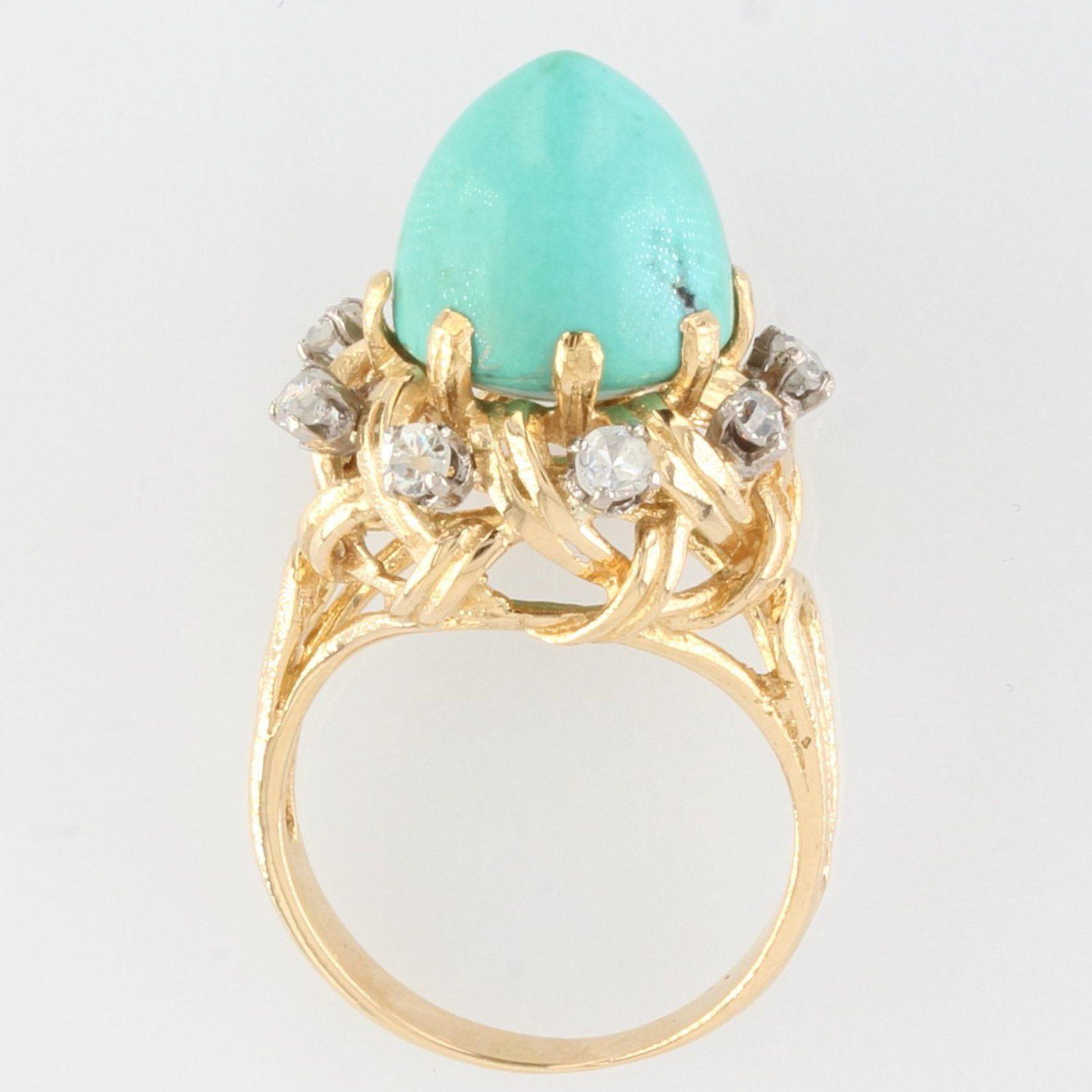 1960s Sugarloaf Turquoise Diamonds 18 Karat Yellow Gold Ring For Sale 3
