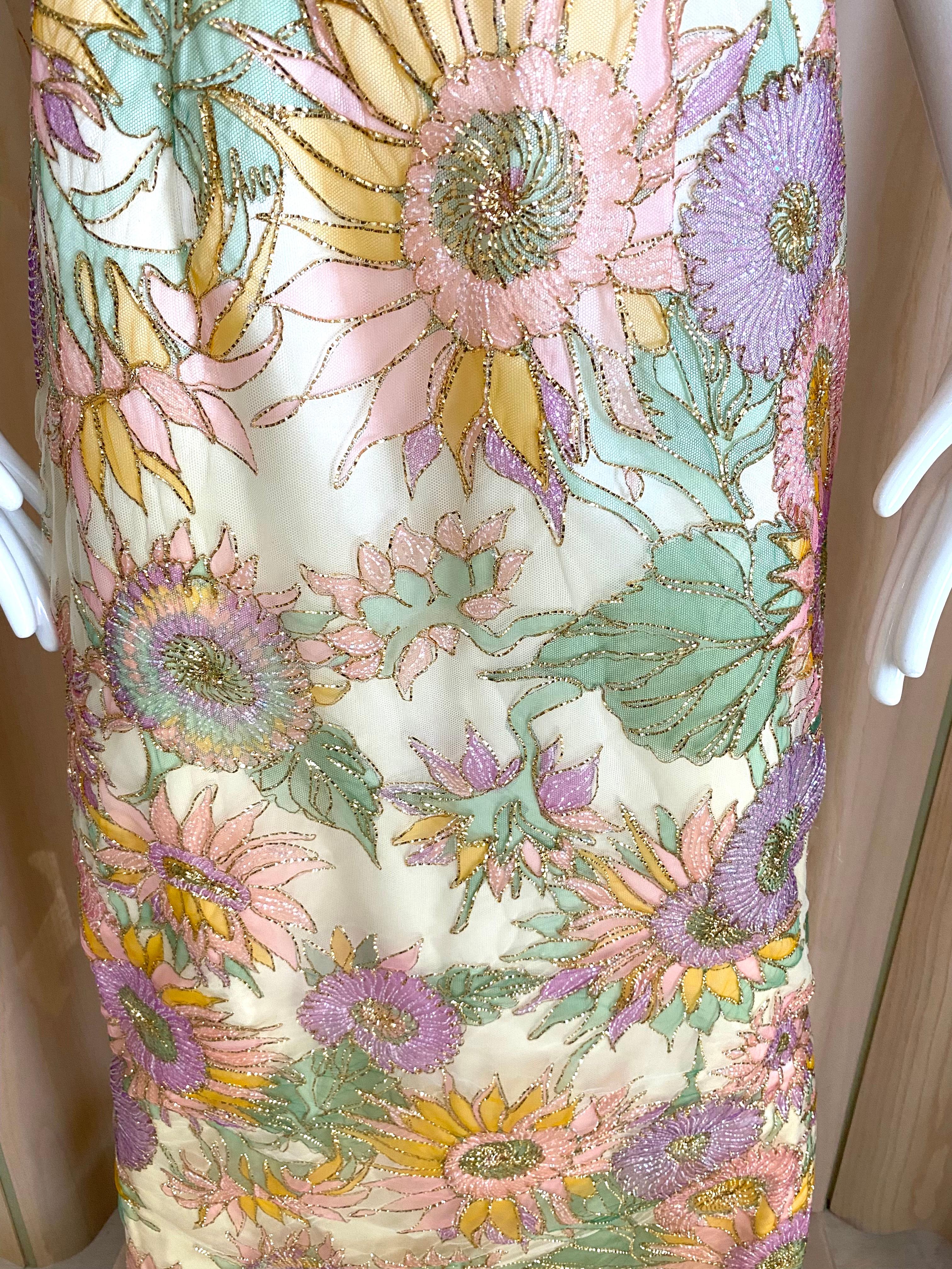 1960s Sunflowers Print Embroidered  Sleeveless Multi Color Dress For Sale 6