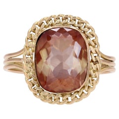 1960s Sunstone 18 Karat Yellow Gold Retro Ring 1960s Sunstone 18 Karat Yellow Gold Retro Ring