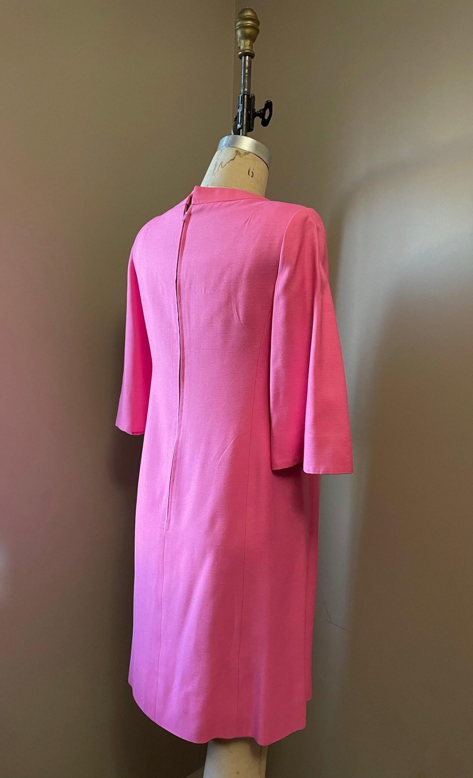 Women's Suzy Perette Pink Shift Dress, Circa 1960s For Sale
