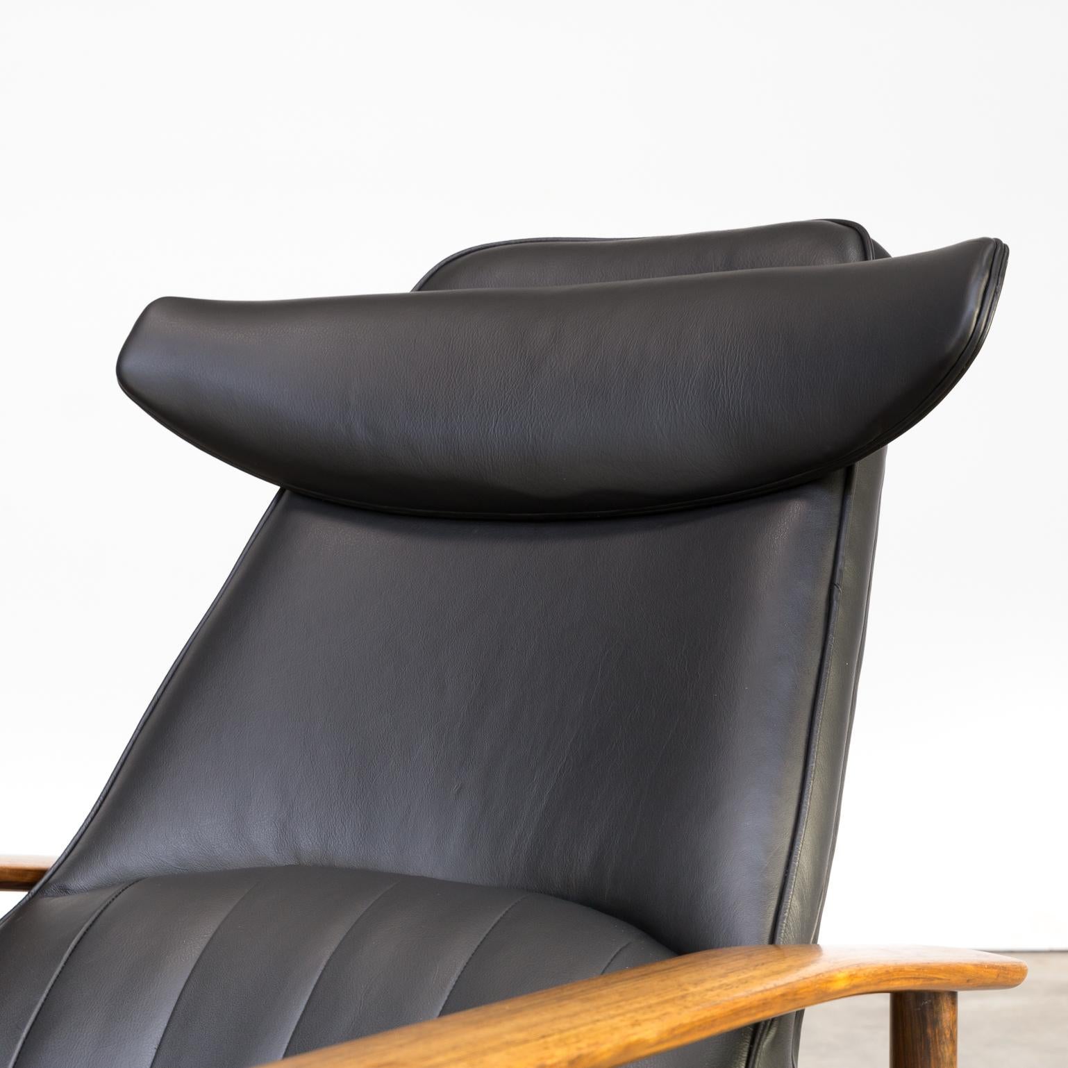 1960s Sven Ivar Dysthe lounge chair for Dokka Møbler For Sale 3