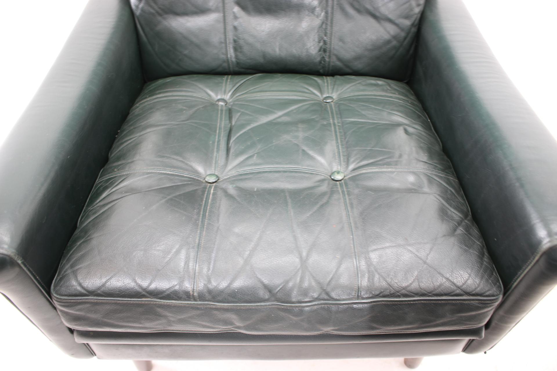 1960s Sven Skipper Dark Green Leather Wing Chair, Denmark 4