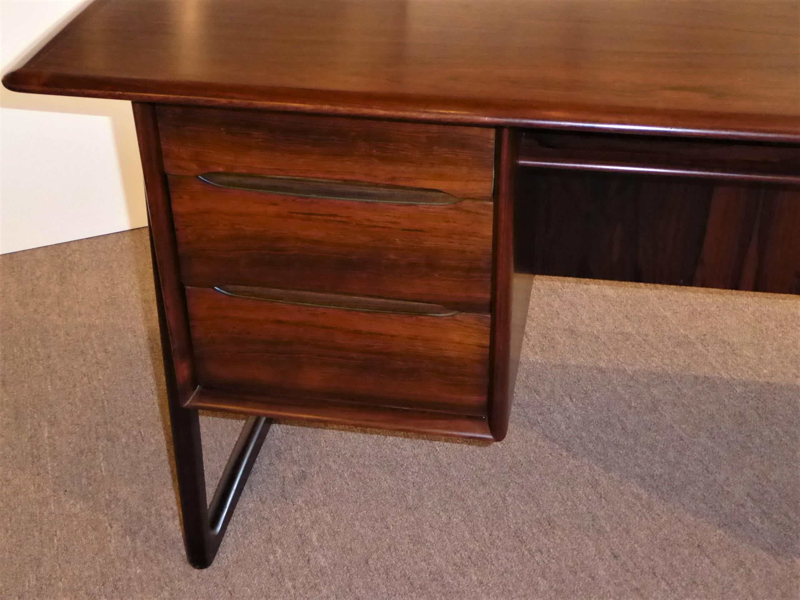 1960s Svend Aage Madsen Rosewood Executive Desk Denmark 6