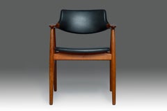 Mid Century Modern Svend Åge Eriksen ‘’Gm11’’ Teak and Faux Leather Armchair