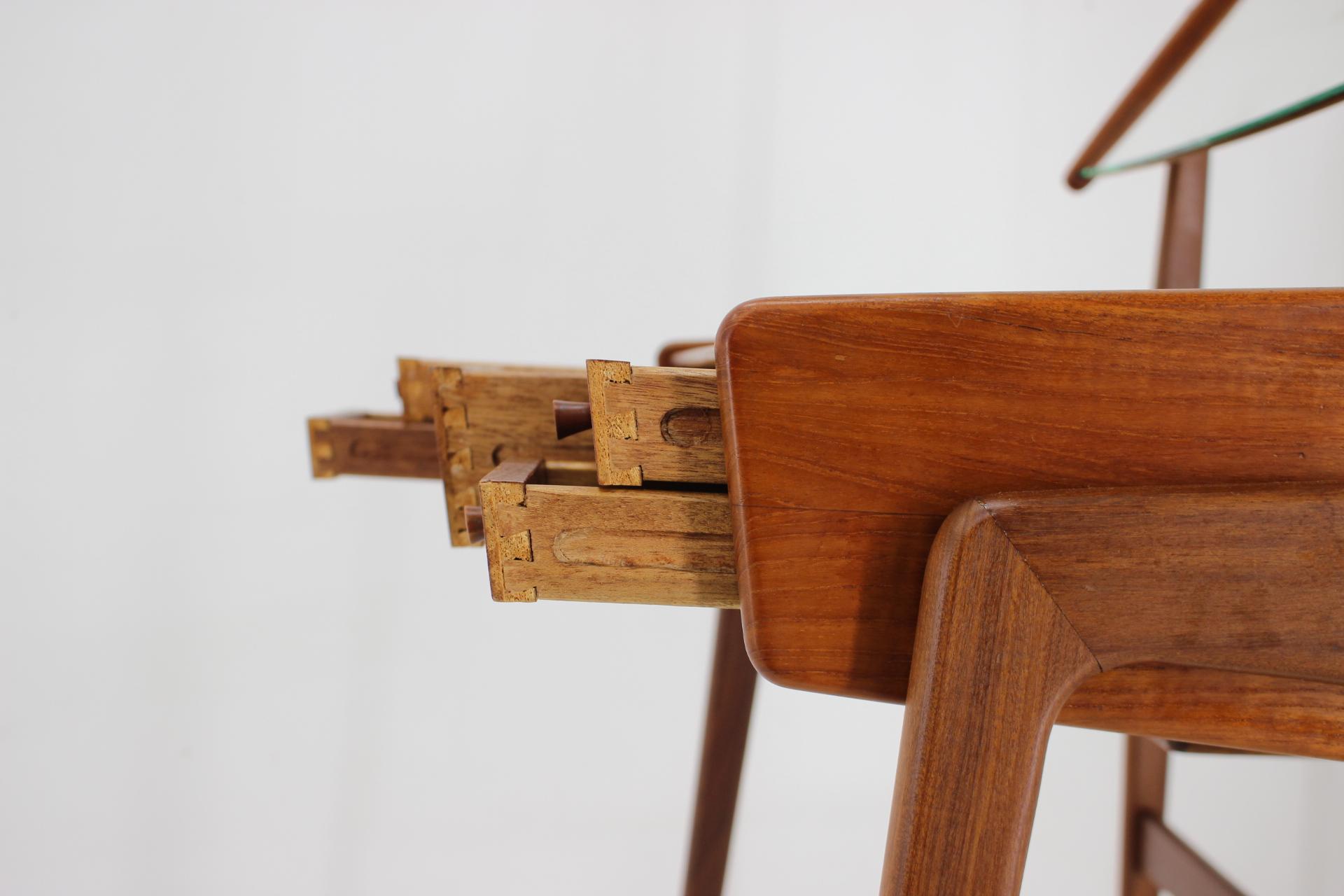 1960s Svend Åge Madsen Teak Vanity with Mirror, Denmark 6