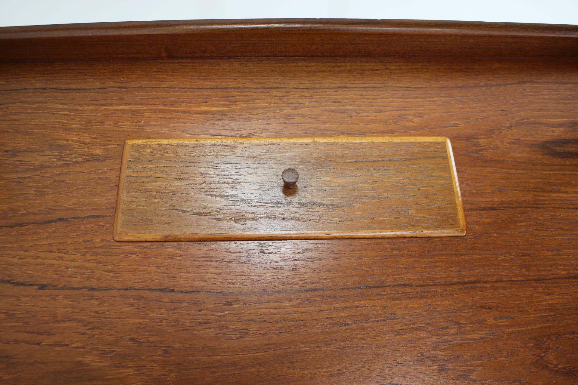 1960s Svend Åge Madsen Teak Vanity with Mirror, Denmark 11