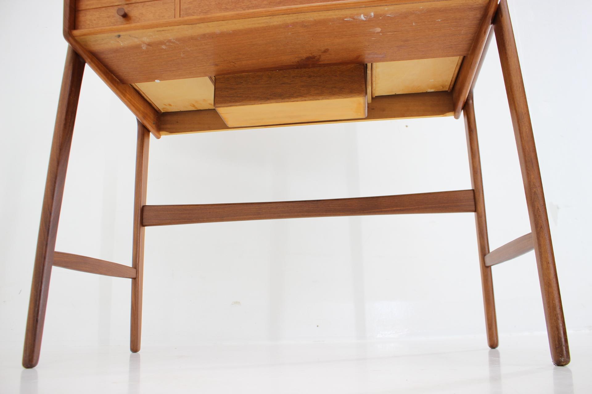 1960s Svend Åge Madsen Teak Vanity with Mirror, Denmark 12