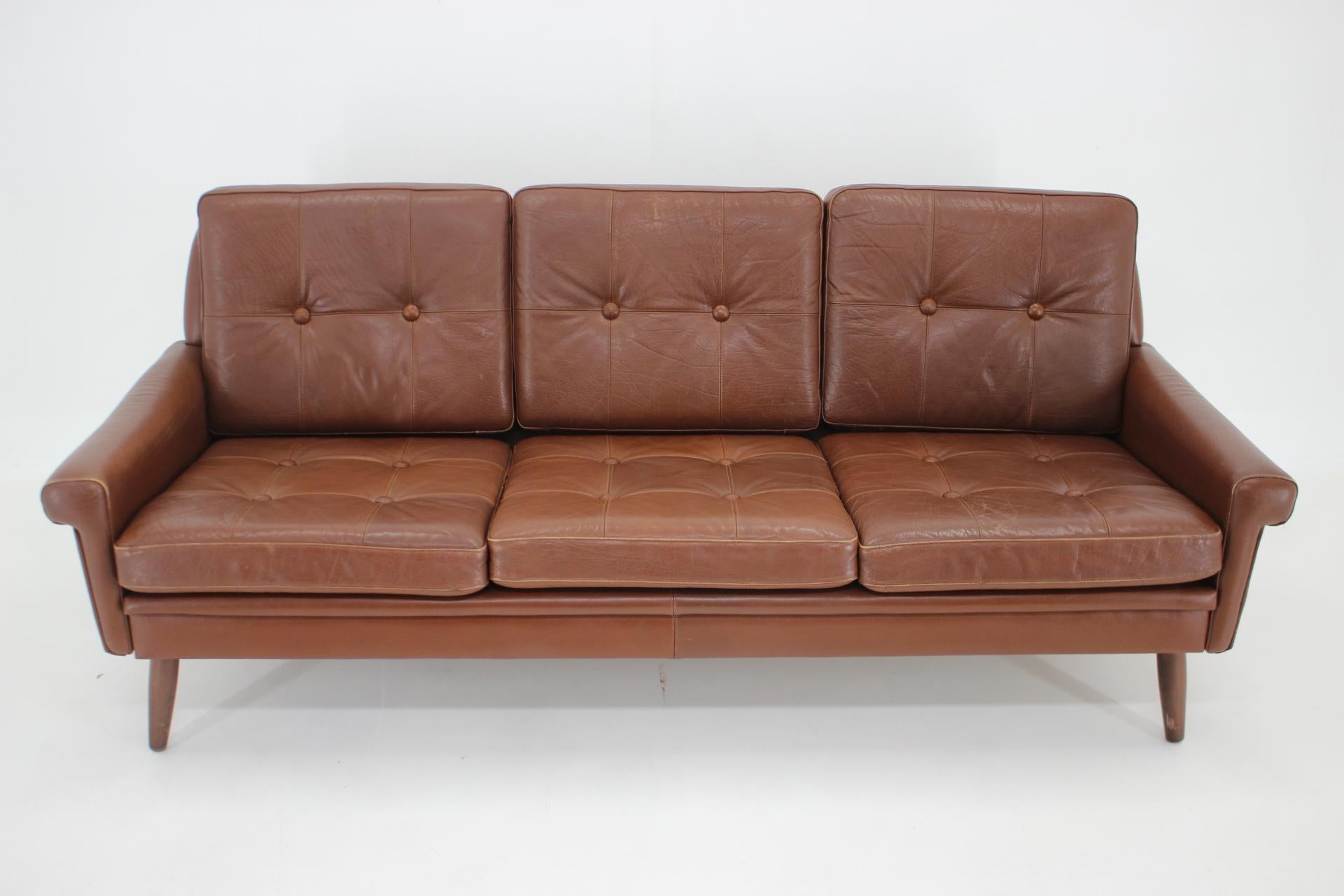 Mid-Century Modern 1960s Svend Skipper Brown Leather 3-Seater Sofa, Denmark