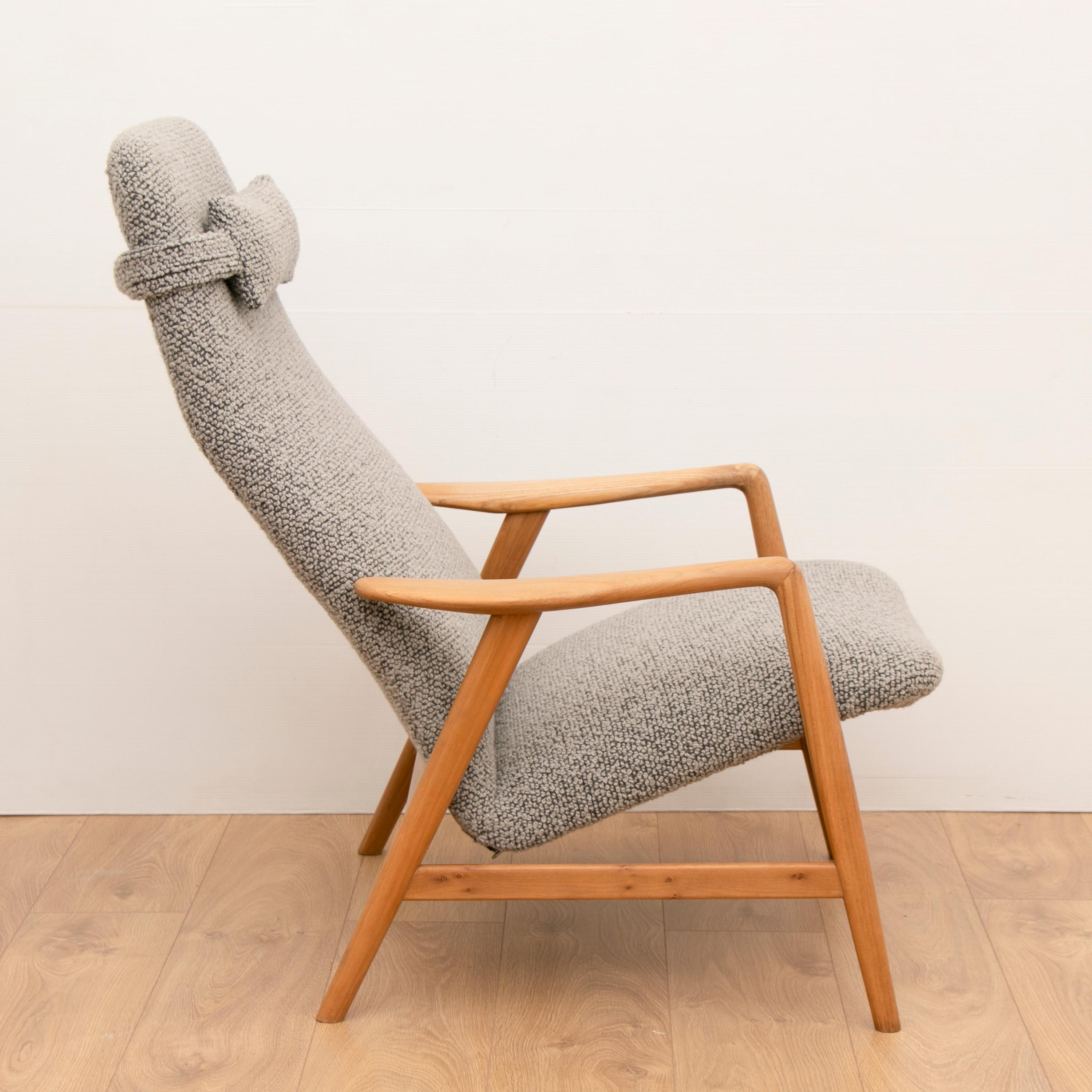 contour armchair