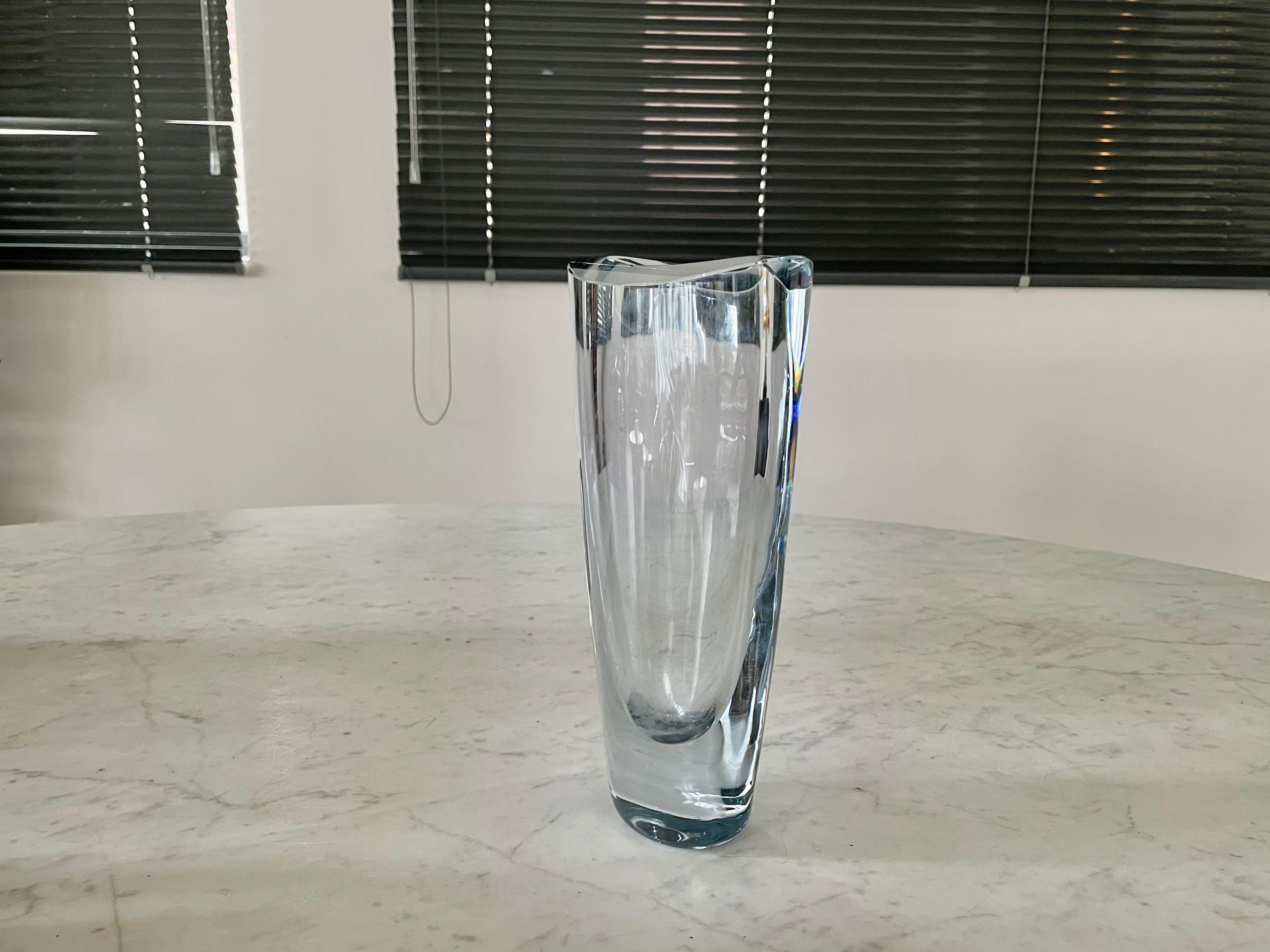 Vaso di cristallo svedese degli anni '60 di Orrefors in vendita 3