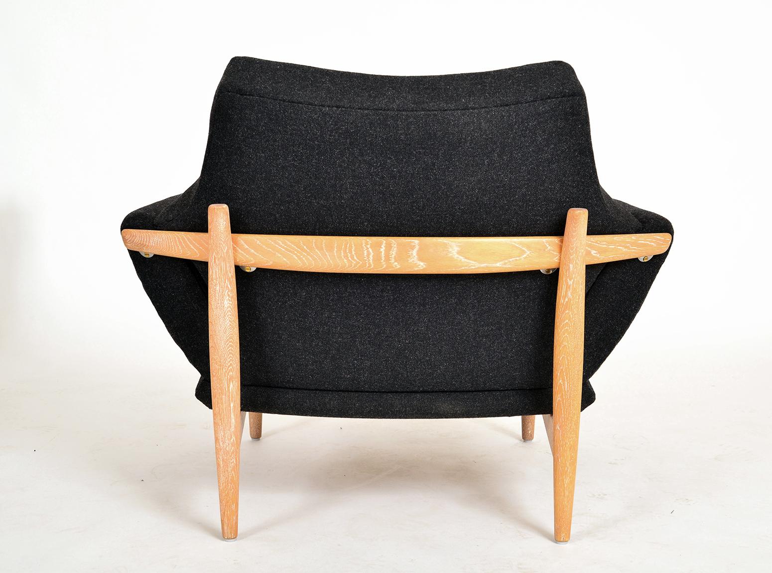Canapé et chaise courbés suédois des années 1960 Johannes Andersen Trensums Mid-Century Modern en vente 11
