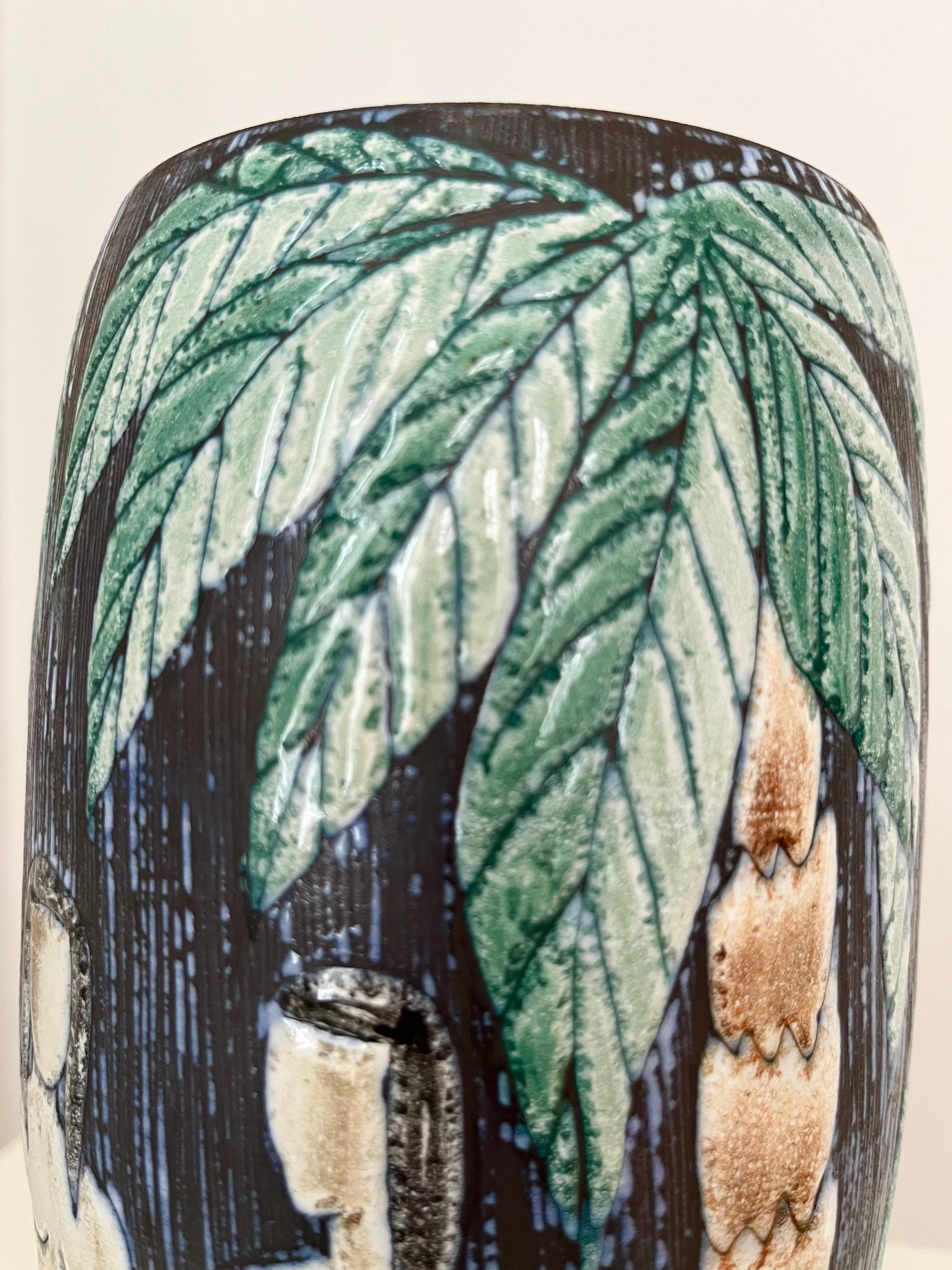 1960s Swedish hand decorated vase by Alingsås Ceramic with palm, flowers & women For Sale 2