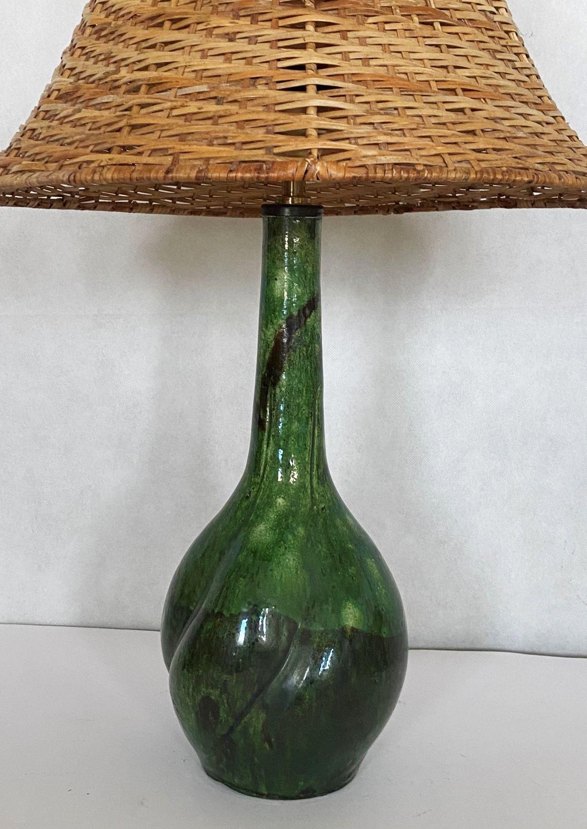 20th Century Danish Hand-Painted Glased Ceramic Table Lamp with Wicker Shade, 1960s For Sale