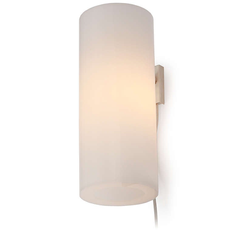 Lucite 1960s Swedish Pair of Perspex Wall Sconces by Uno & Osten Kristiansson for Luxus For Sale
